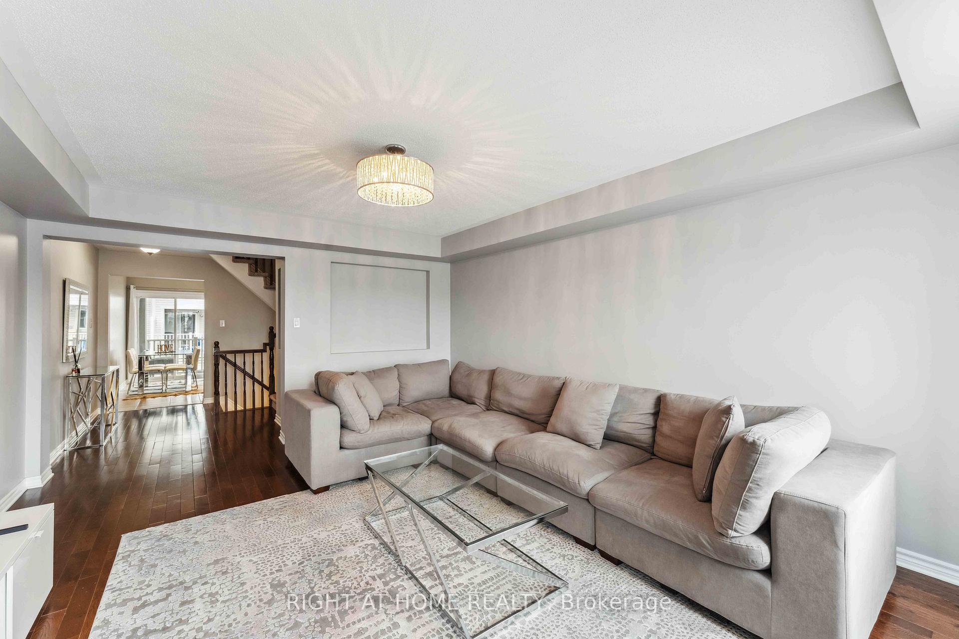 Photo 8 of 3905 Strandherd Drive, Ottawa, Barrhaven - Heritage Park — HOMEH