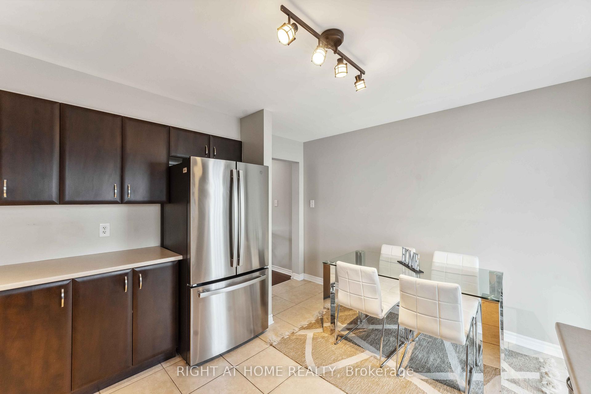 Photo 14 of 3905 Strandherd Drive, Ottawa, Barrhaven - Heritage Park — HOMEH