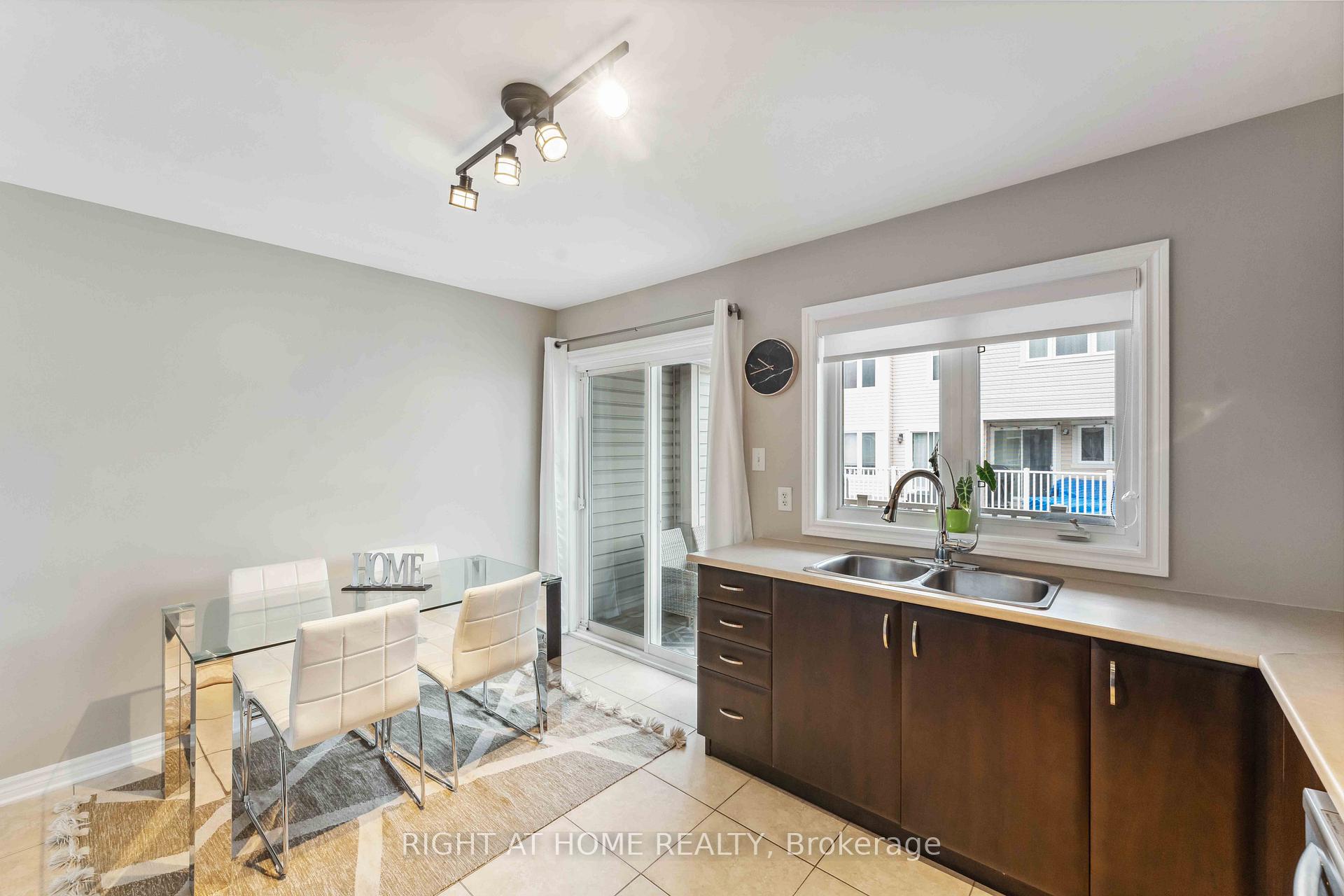 Photo 15 of 3905 Strandherd Drive, Ottawa, Barrhaven - Heritage Park — HOMEH