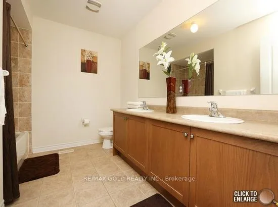 Photo 10 of 68 Kirkhaven Way, Brampton, Credit Valley — HOMEH