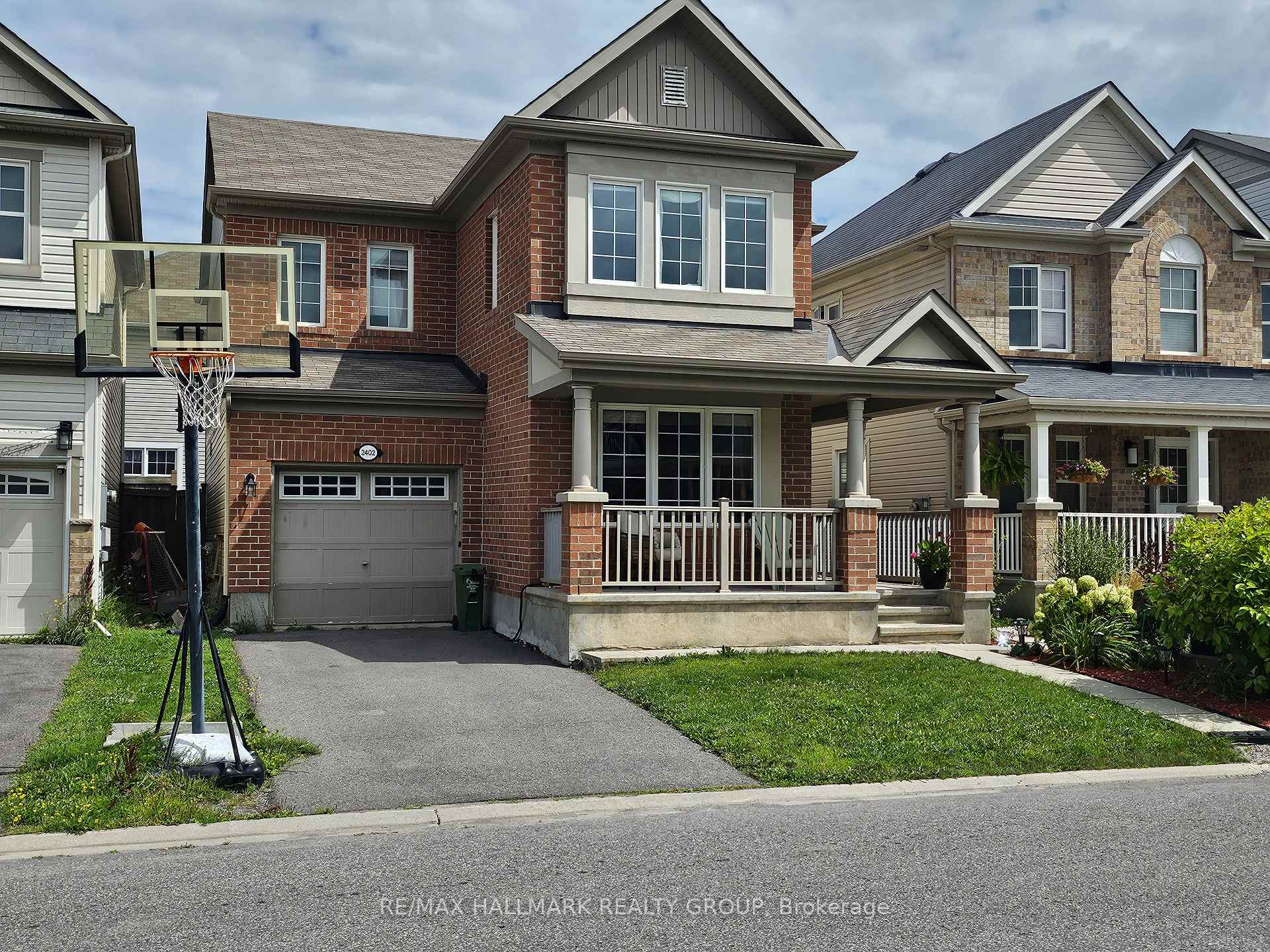 Photo 4 of 2402 Regatta Avenue, Ottawa, Barrhaven - Half Moon Bay — HOMEH