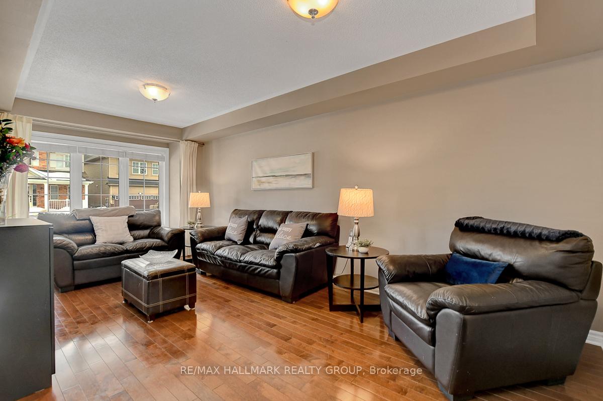 Photo 6 of 2402 Regatta Avenue, Ottawa, Barrhaven - Half Moon Bay — HOMEH