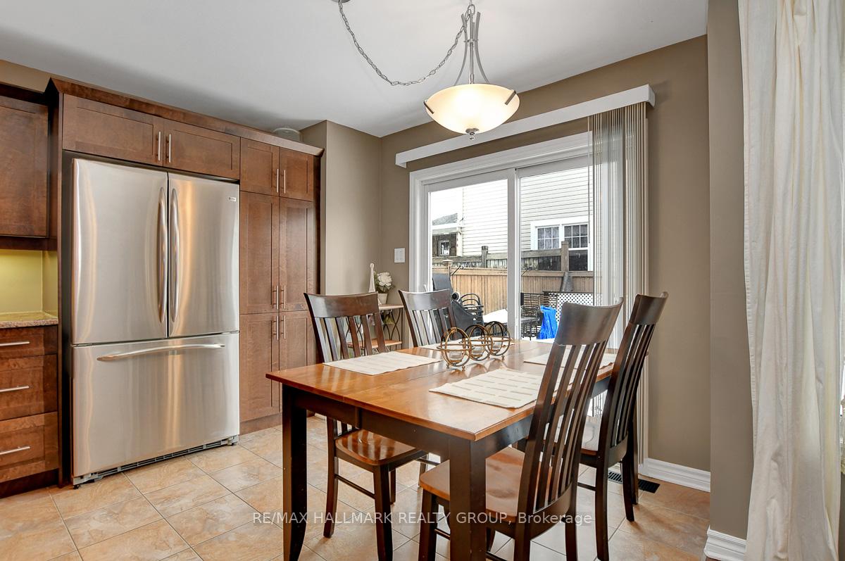 Photo 18 of 2402 Regatta Avenue, Ottawa, Barrhaven - Half Moon Bay — HOMEH