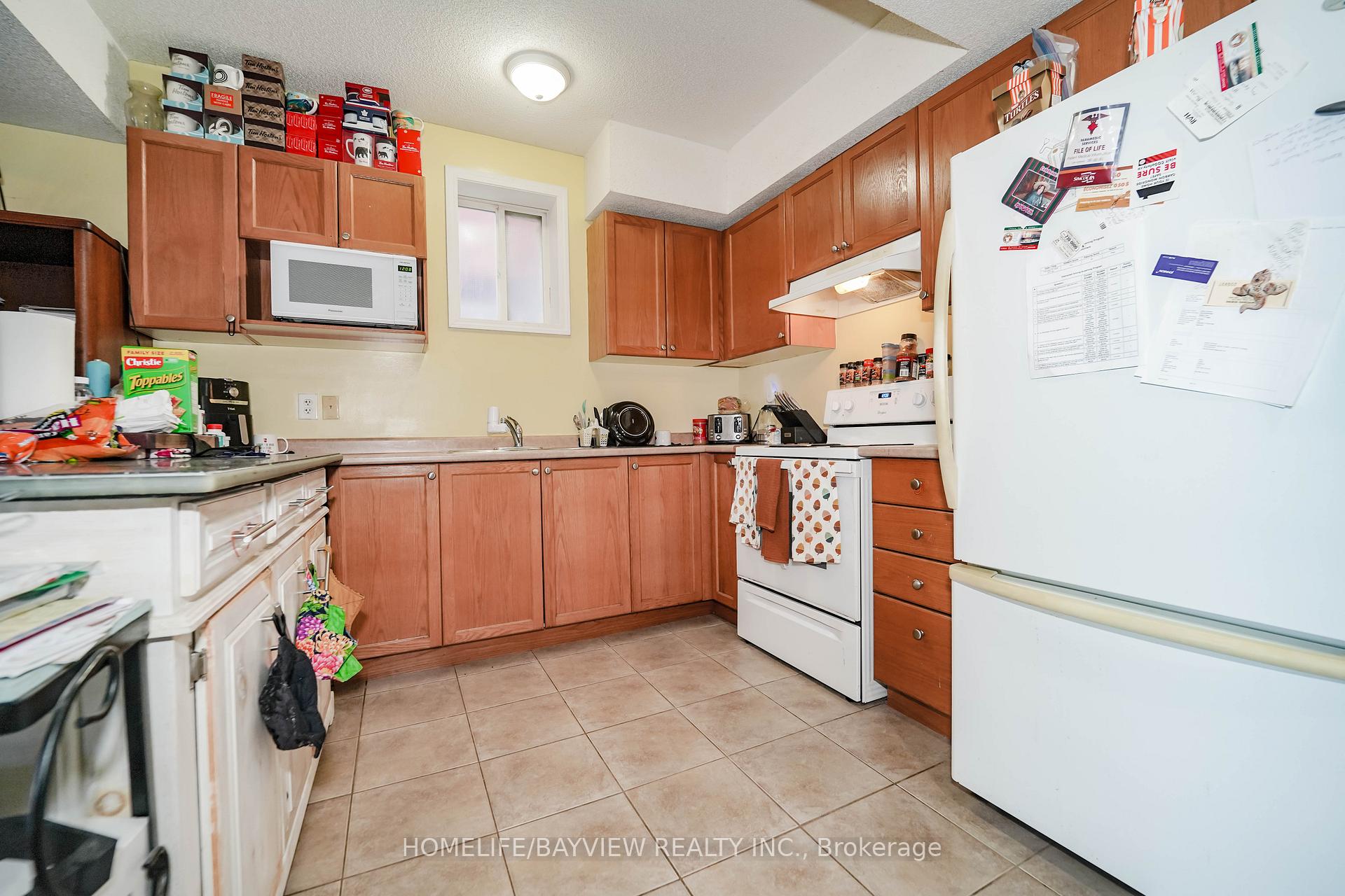 Photo 26 of 353 Edgehill Drive, Barrie, Edgehill Drive — HOMEH