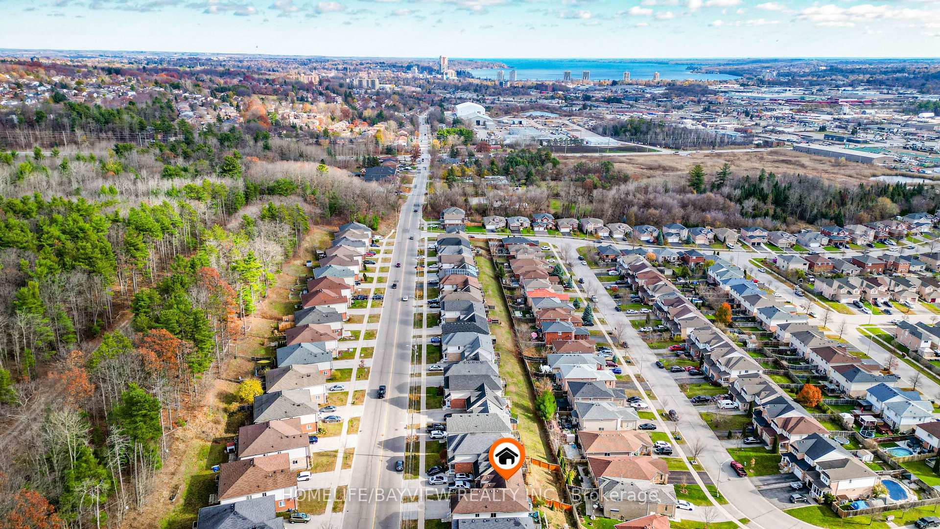 Photo 36 of 353 Edgehill Drive, Barrie, Edgehill Drive — HOMEH