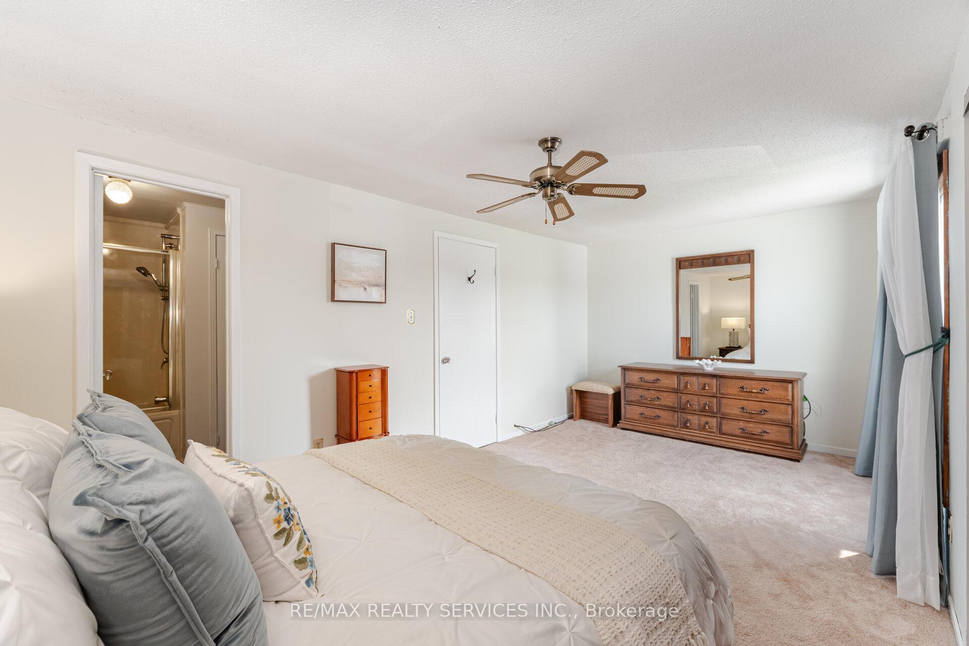 Photo 8 of 170 Royal Salisbury Way, Brampton, Madoc — HOMEH