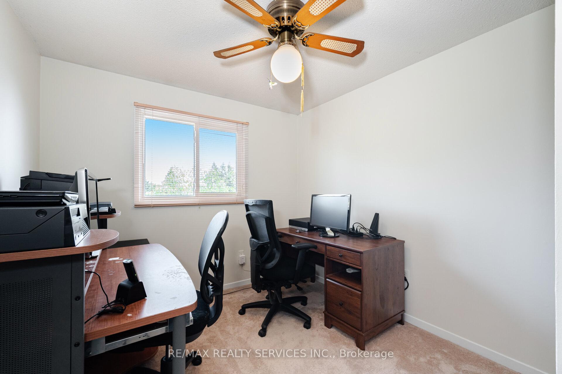 Photo 12 of 170 Royal Salisbury Way, Brampton, Madoc — HOMEH