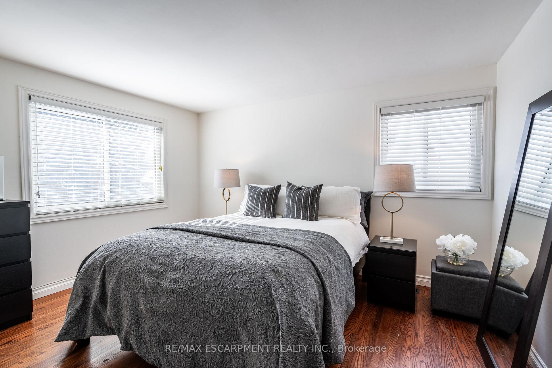 Photo 17 of 5286 Woodhaven Drive, Burlington, Appleby — HOMEH