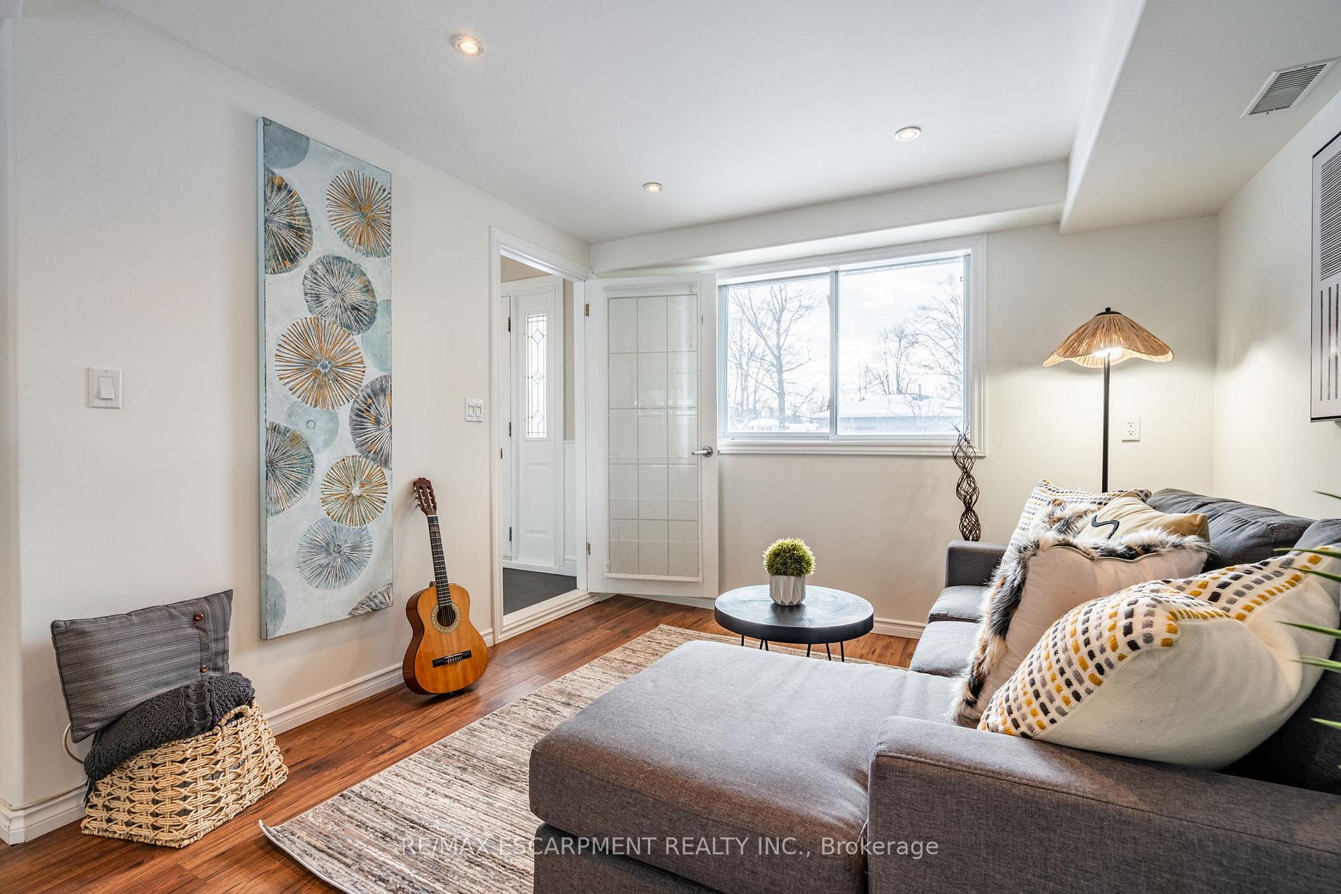 Photo 25 of 5286 Woodhaven Drive, Burlington, Appleby — HOMEH