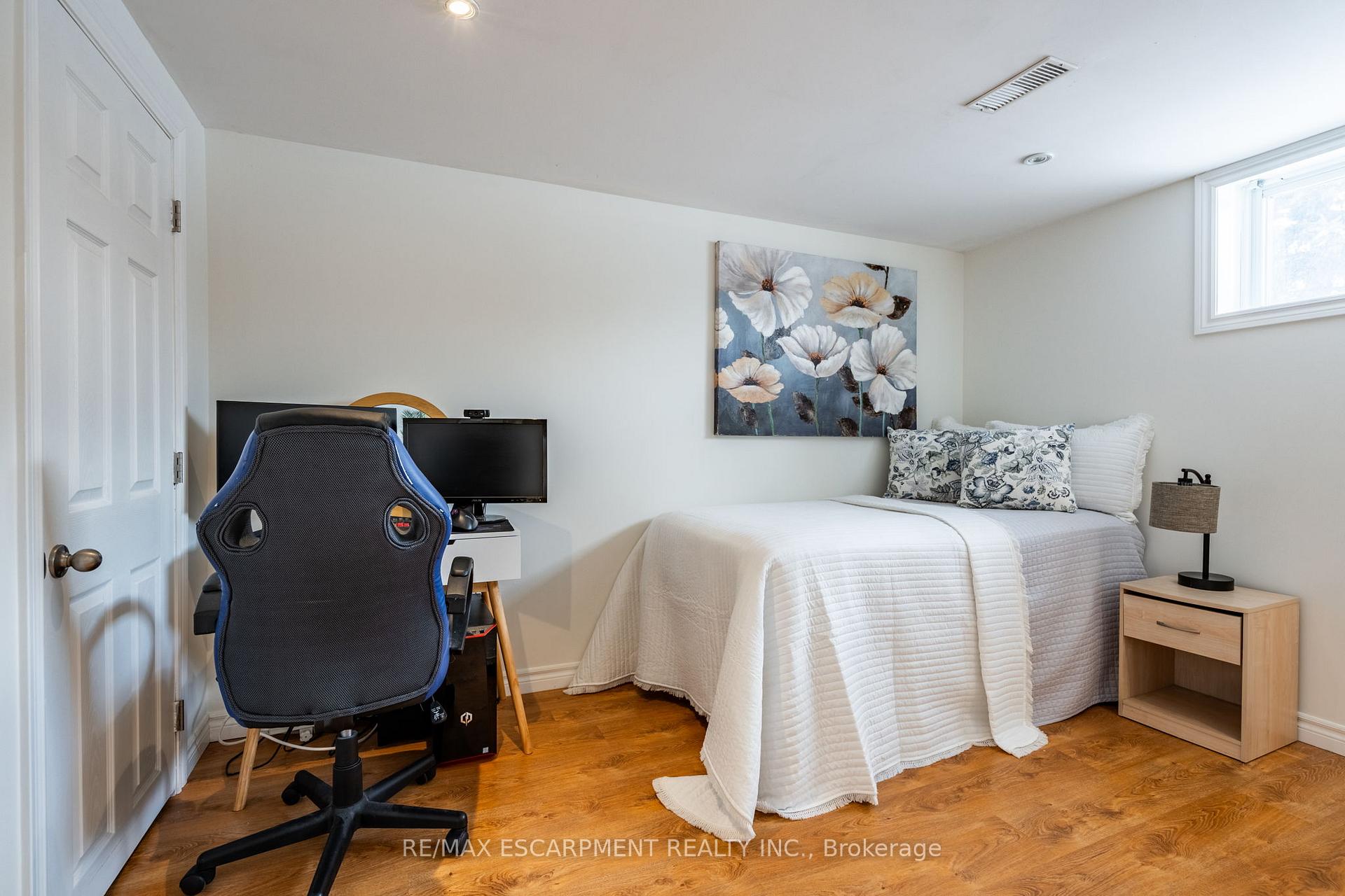 Photo 34 of 5286 Woodhaven Drive, Burlington, Appleby — HOMEH