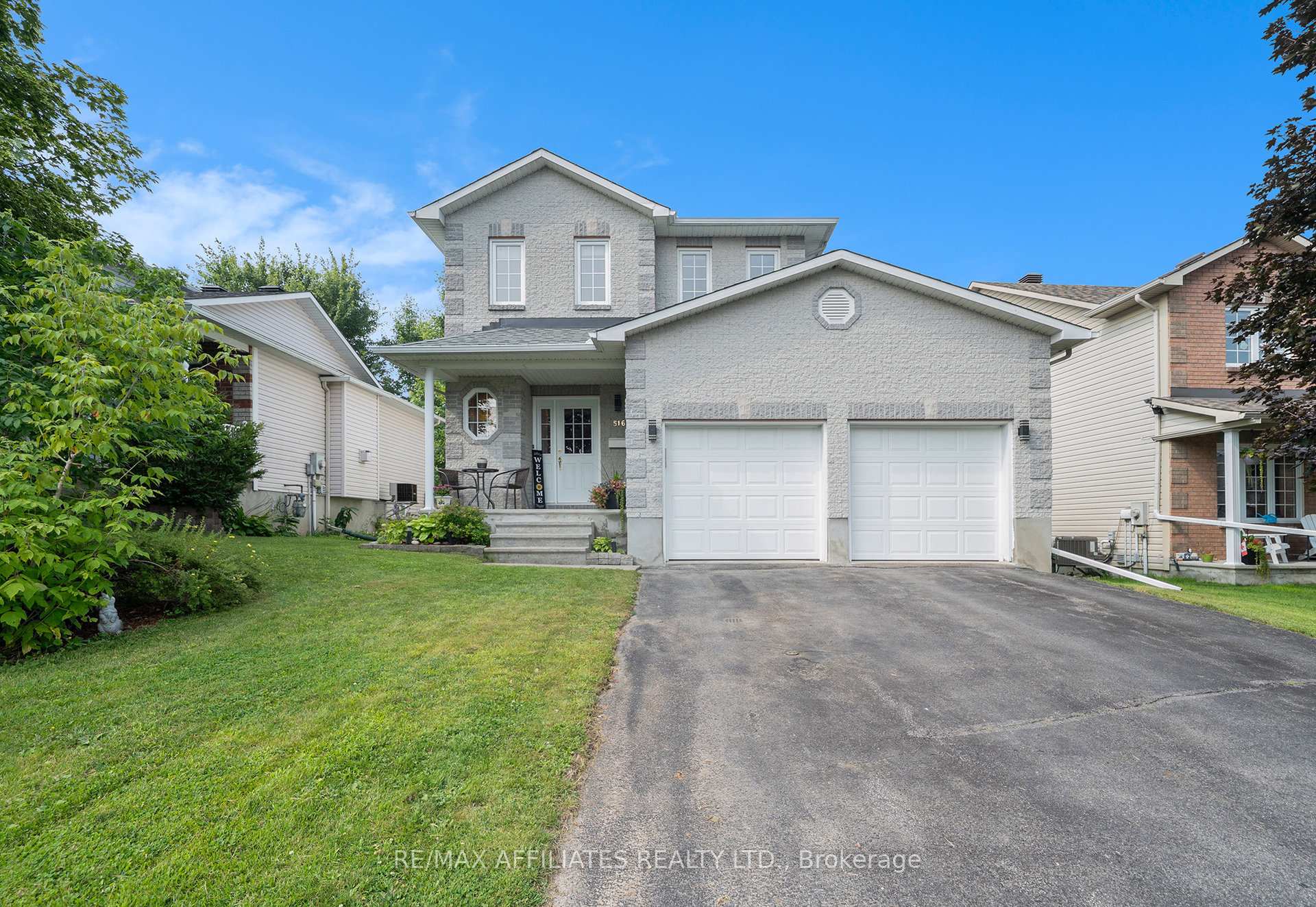 Photo 2 of 516 Joseph Street, Carleton Place — HOMEH