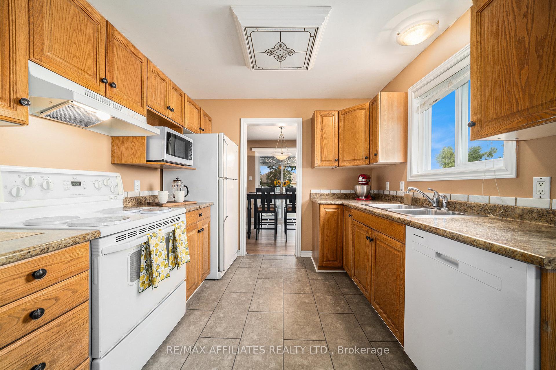 Photo 12 of 516 Joseph Street, Carleton Place — HOMEH