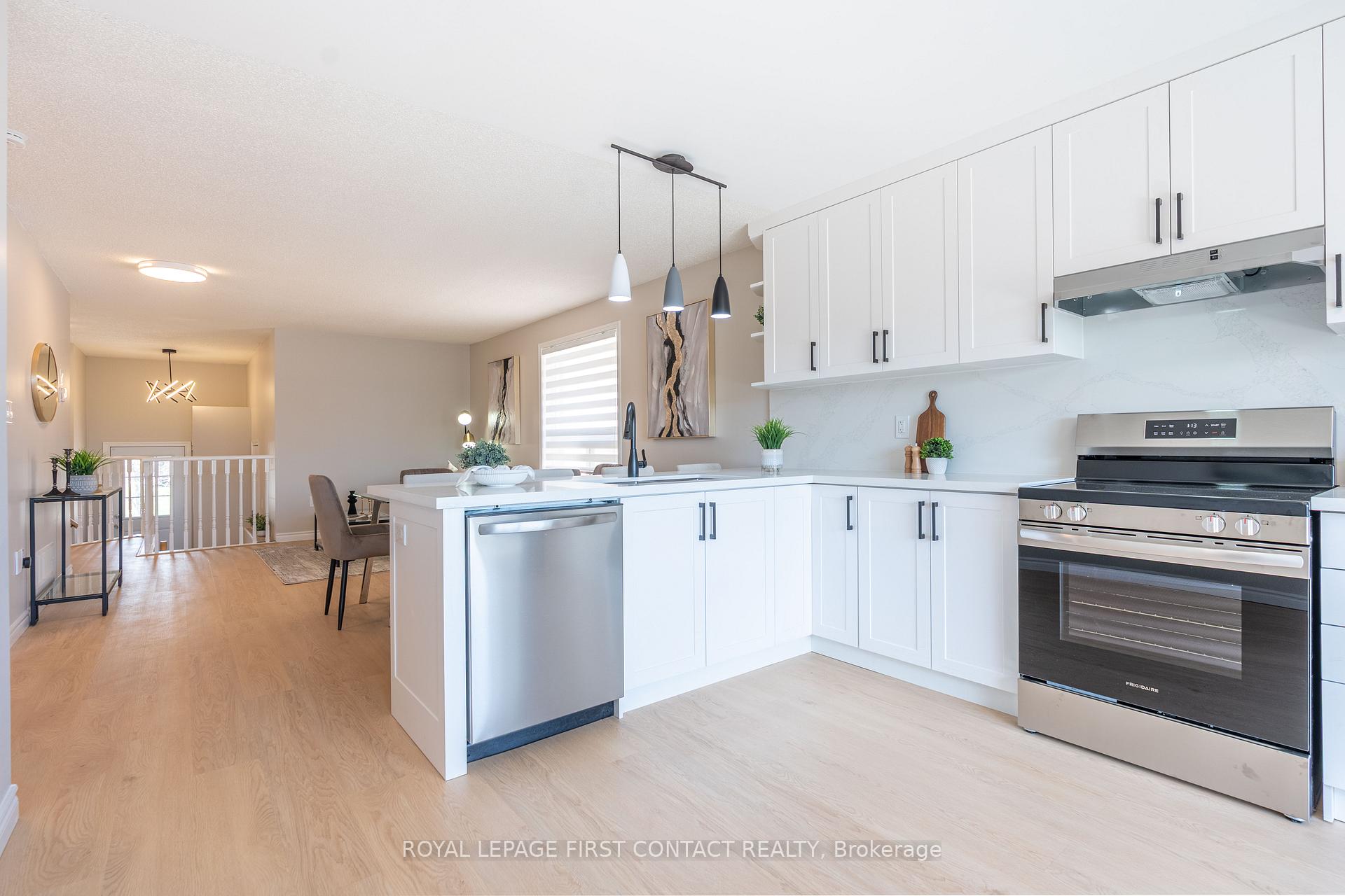 Photo 9 of 60 William Paddison Drive, Barrie, Georgian Drive — HOMEH
