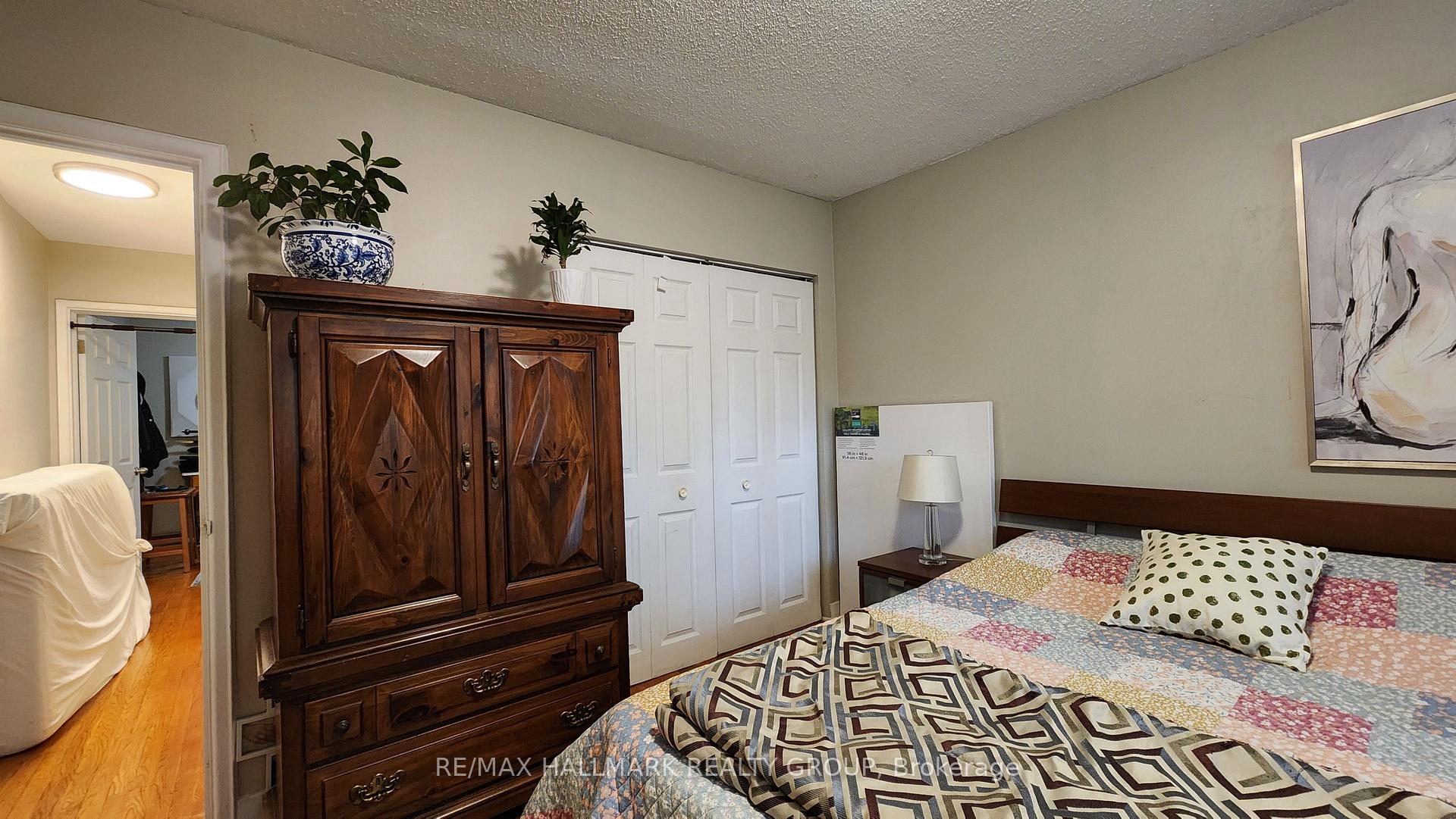 Photo 11 of Unit 6, 1280 Dorchester Avenue, Ottawa, Carlington — HOMEH