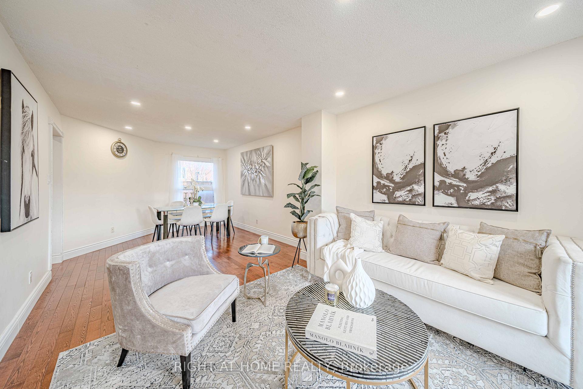 Photo 8 of 28 Newmill Crescent, Richmond Hill, Devonsleigh — HOMEH