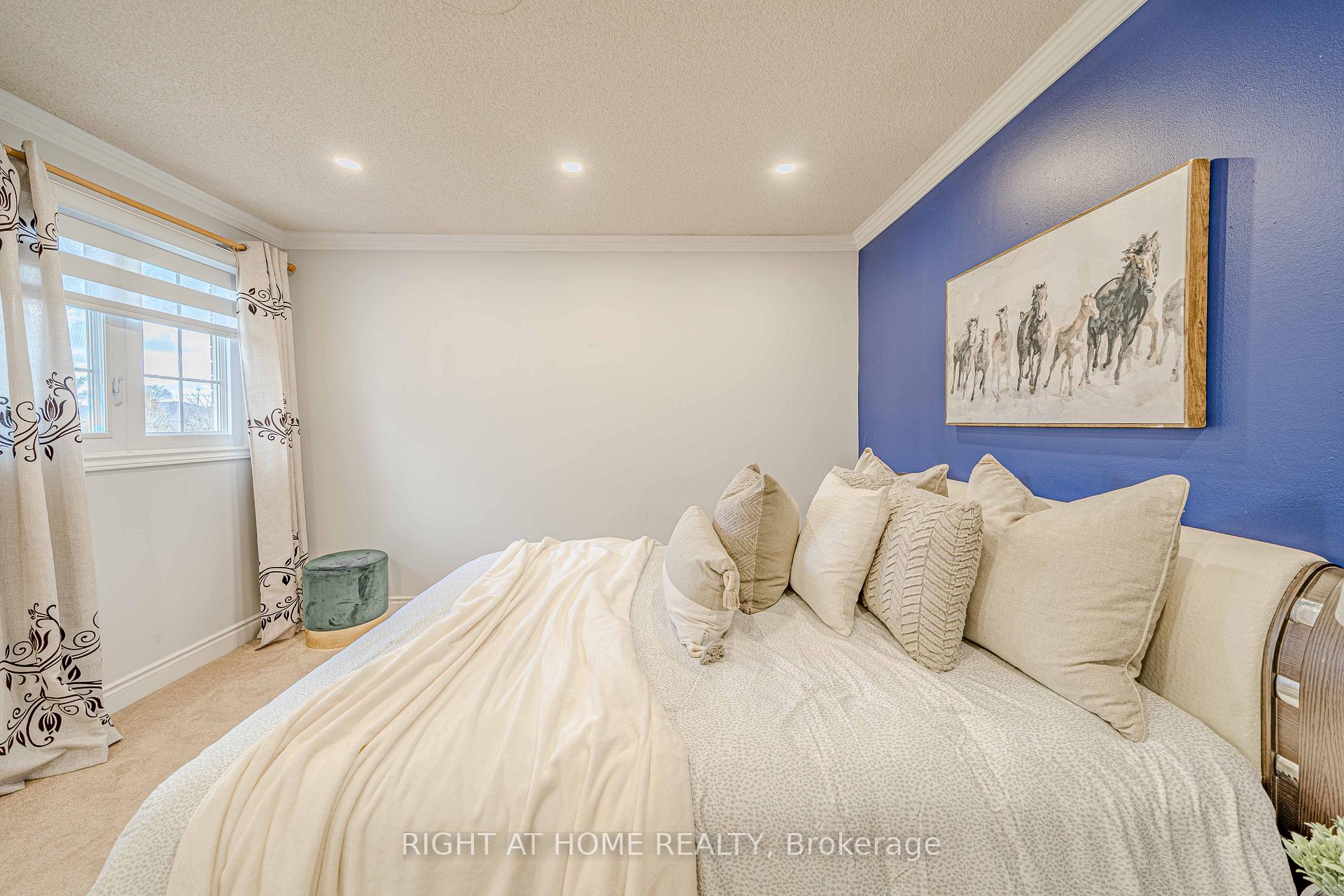 Photo 29 of 28 Newmill Crescent, Richmond Hill, Devonsleigh — HOMEH
