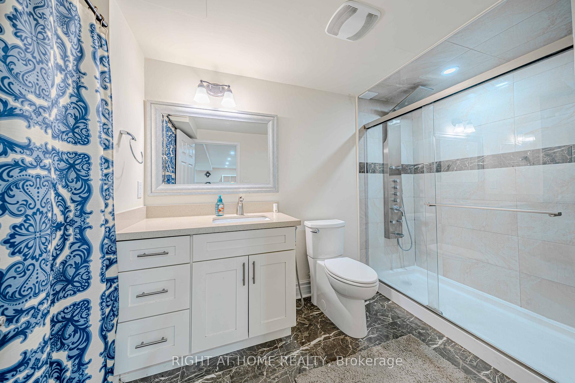 Photo 38 of 28 Newmill Crescent, Richmond Hill, Devonsleigh — HOMEH