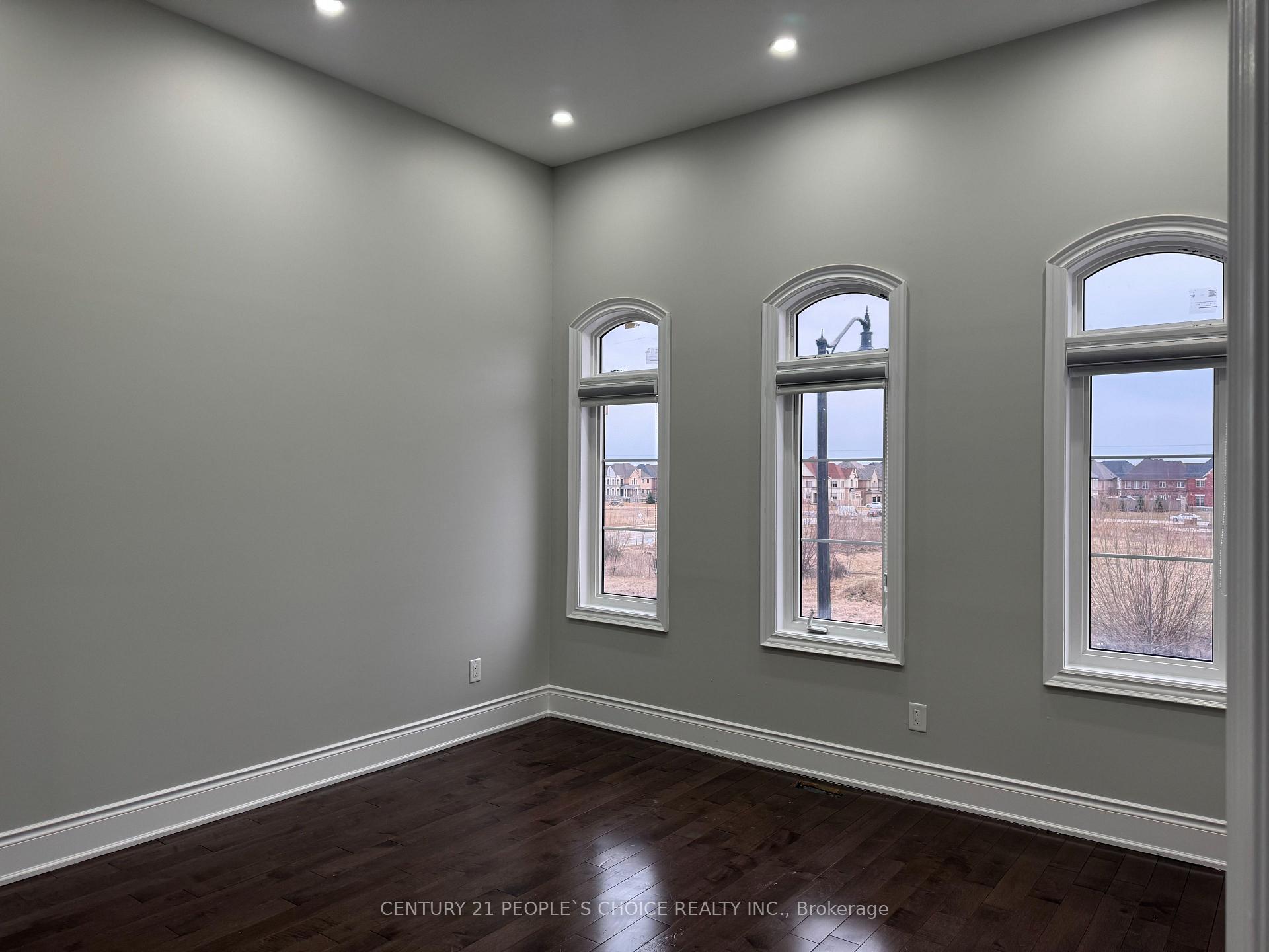 Photo 20 of 41 Trail Rider Drive, Brampton, Toronto Gore Rural Estate — HOMEH