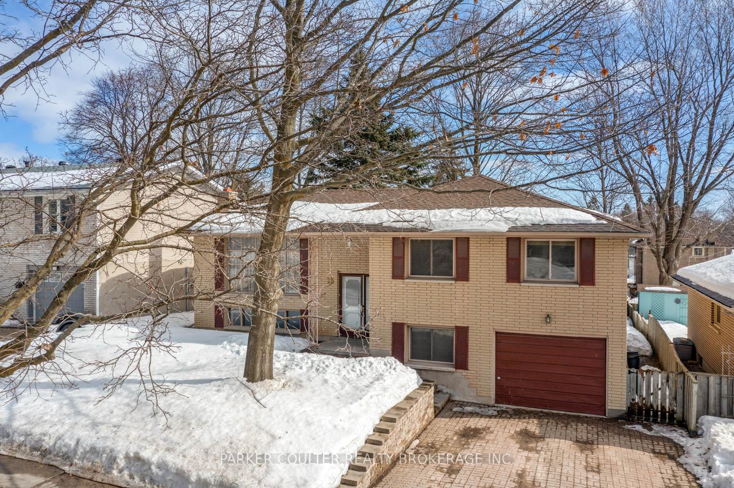 Photo 1 of 13 Roslyn Road, Barrie, Wellington — HOMEH