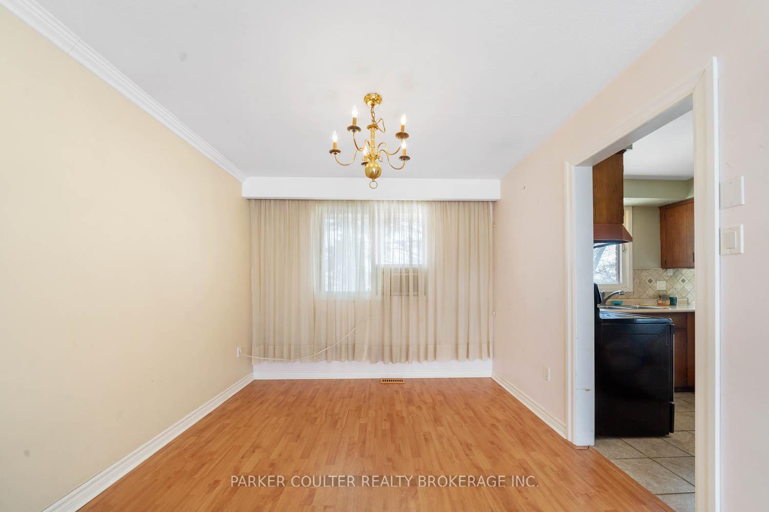 Photo 8 of 13 Roslyn Road, Barrie, Wellington — HOMEH