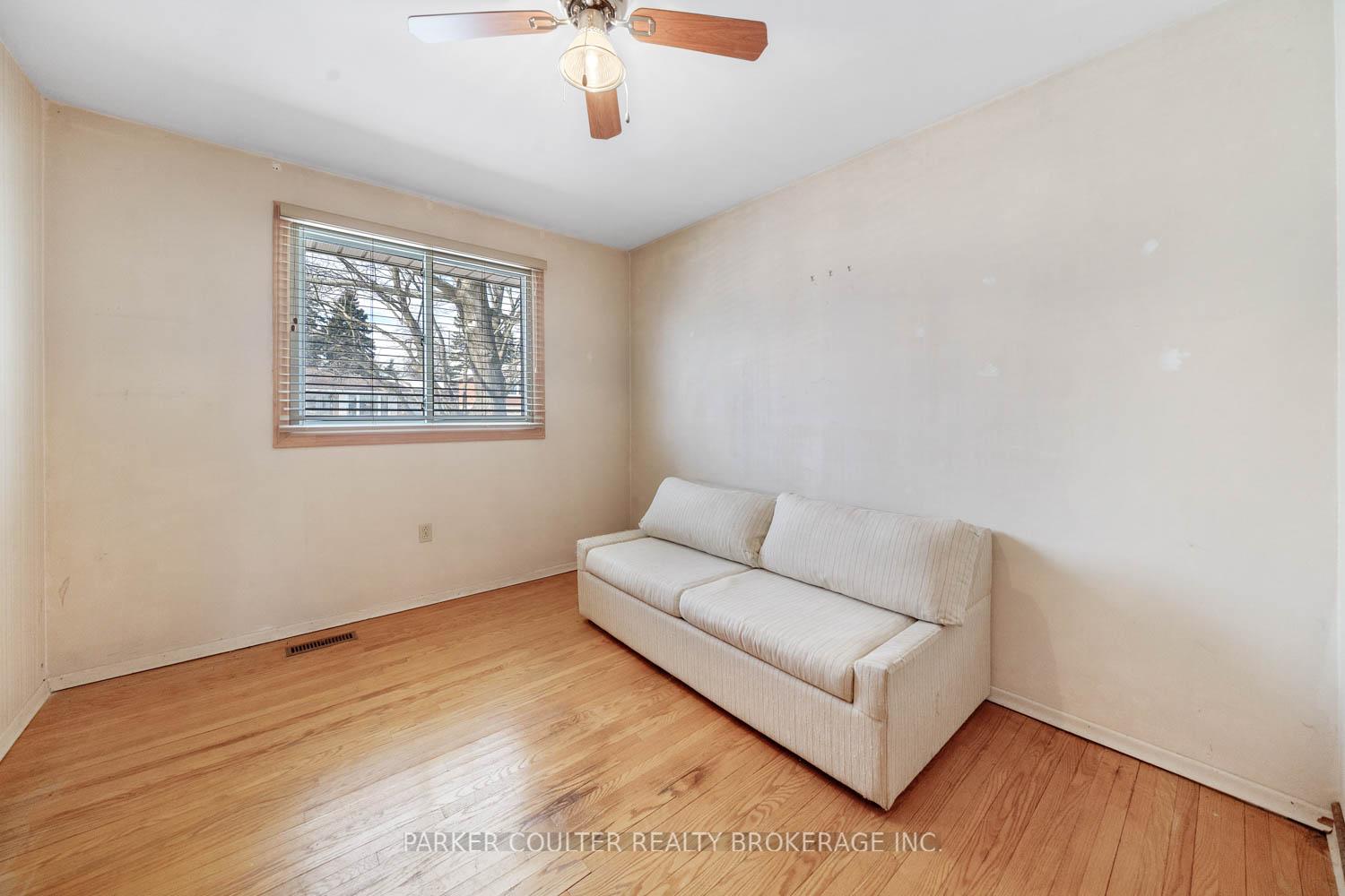 Photo 17 of 13 Roslyn Road, Barrie, Wellington — HOMEH