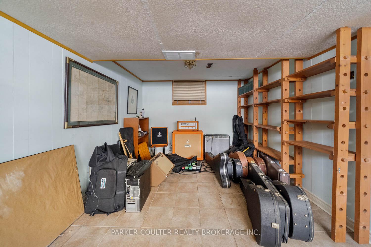 Photo 20 of 13 Roslyn Road, Barrie, Wellington — HOMEH