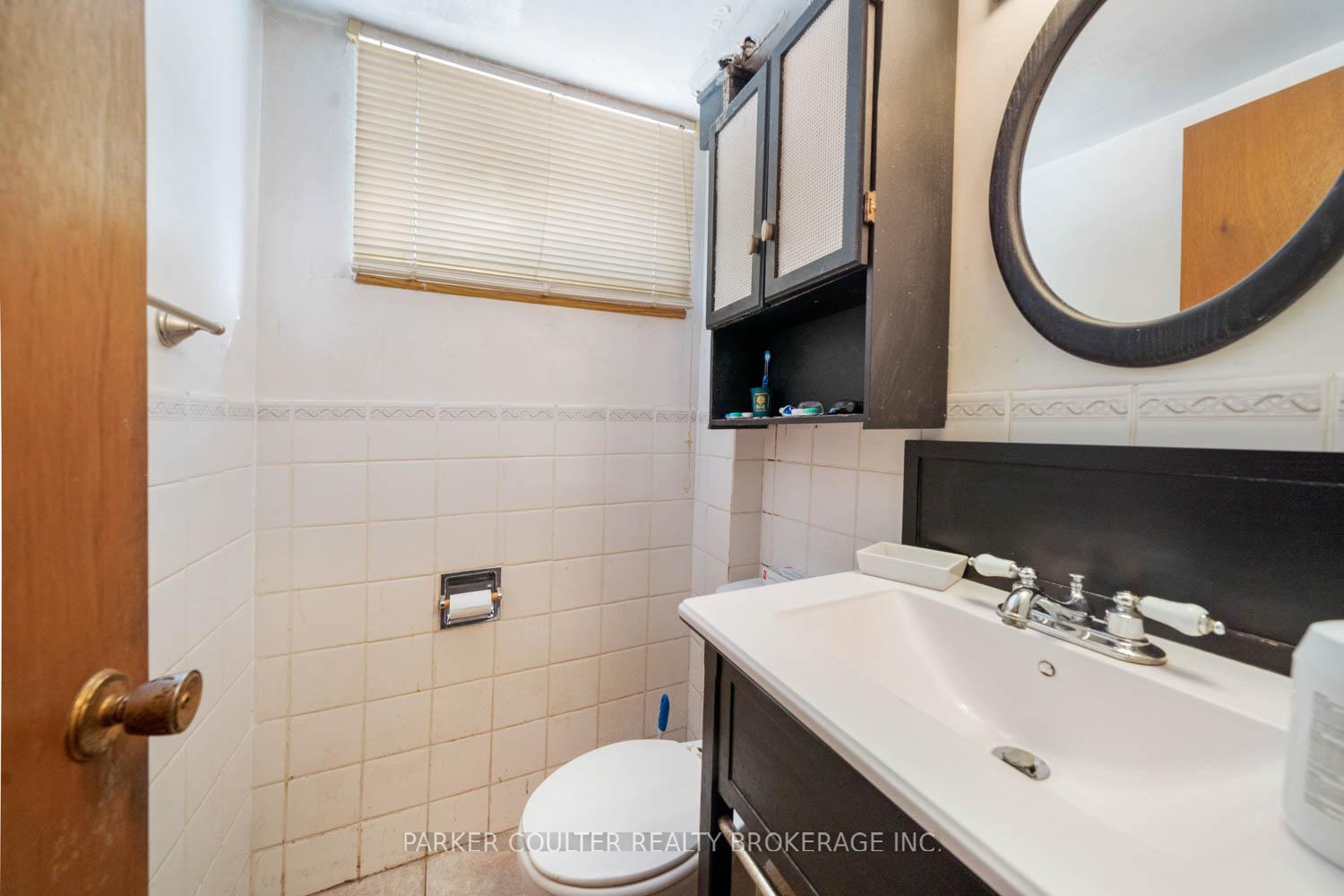 Photo 22 of 13 Roslyn Road, Barrie, Wellington — HOMEH
