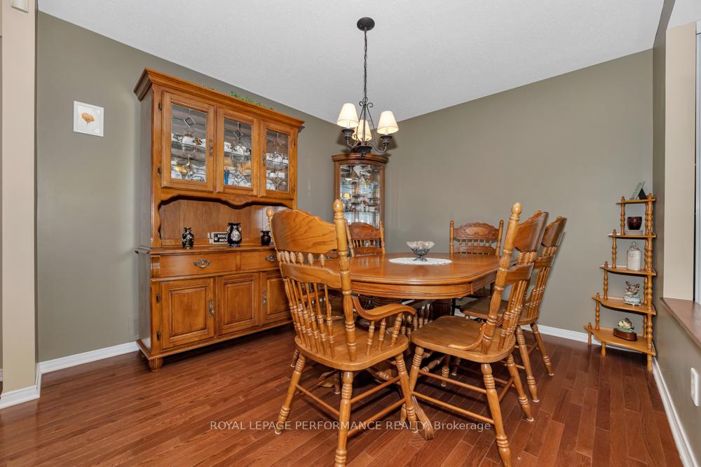 Photo 7 of 69 Sunvale Way, Ottawa, Barrhaven East — HOMEH