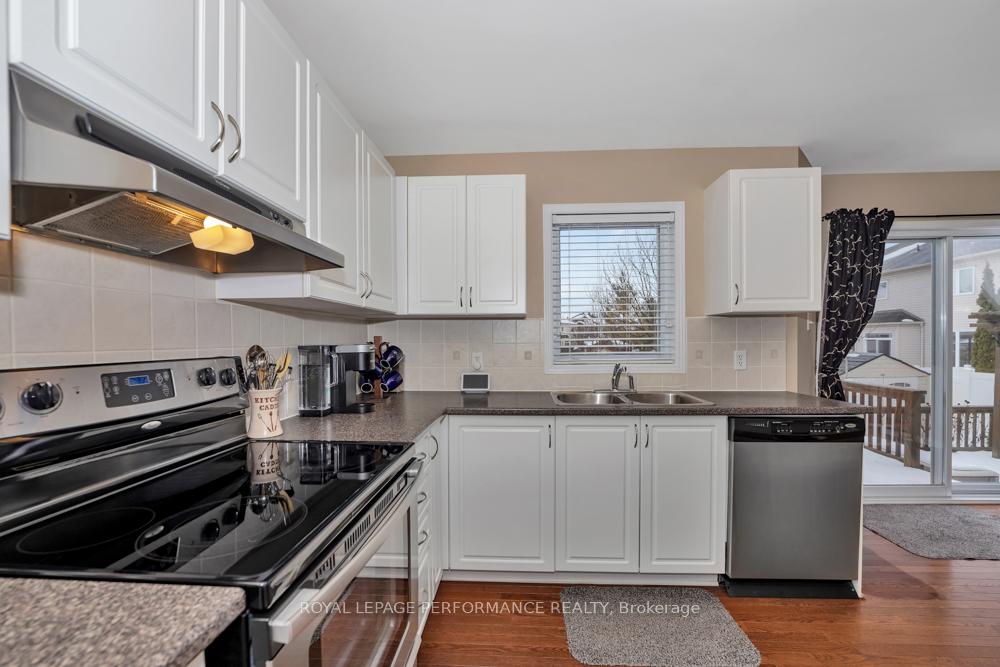 Photo 14 of 69 Sunvale Way, Ottawa, Barrhaven East — HOMEH