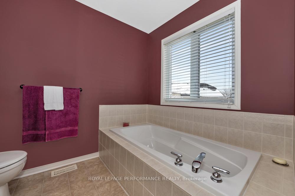 Photo 27 of 69 Sunvale Way, Ottawa, Barrhaven East — HOMEH
