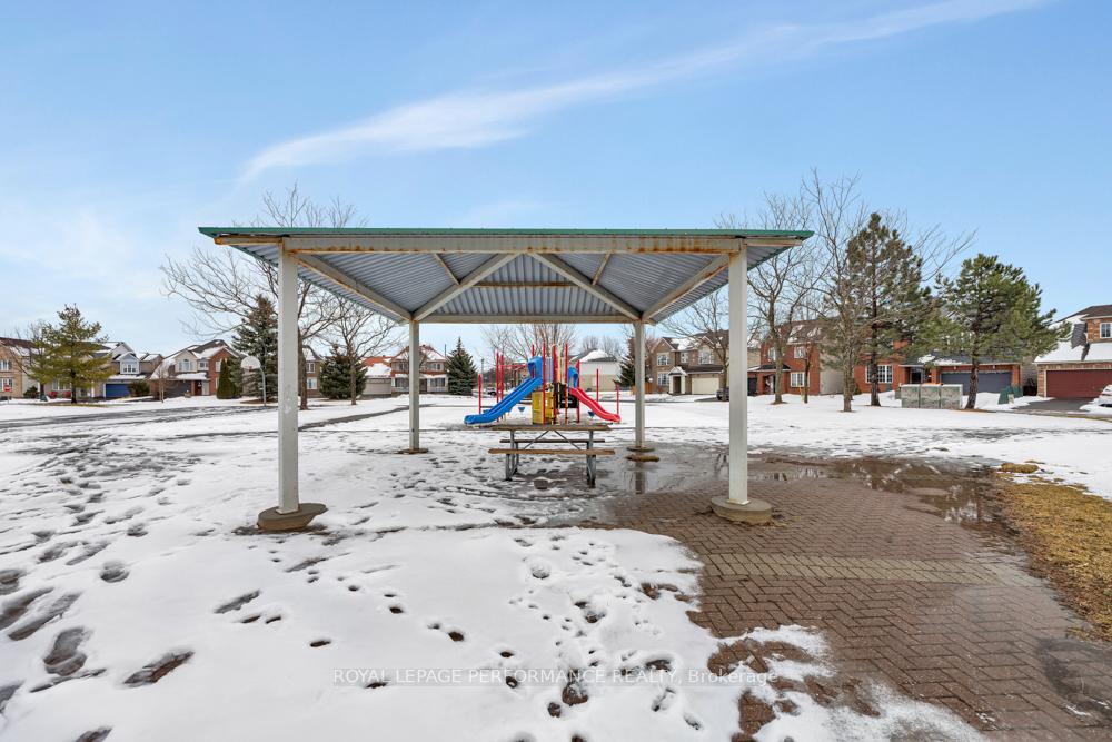 Photo 36 of 69 Sunvale Way, Ottawa, Barrhaven East — HOMEH