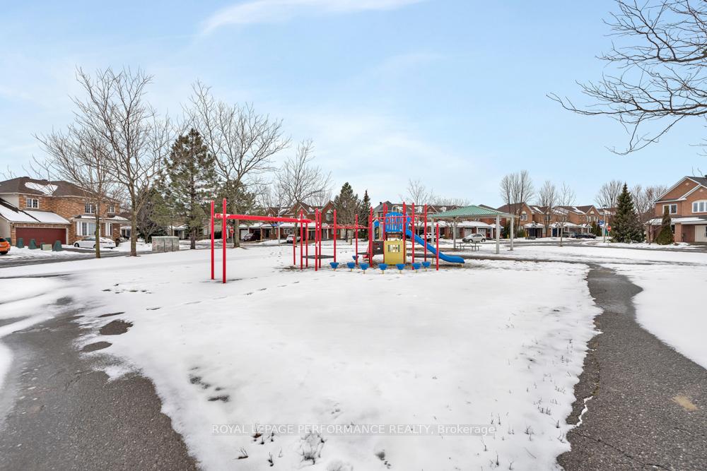 Photo 38 of 69 Sunvale Way, Ottawa, Barrhaven East — HOMEH