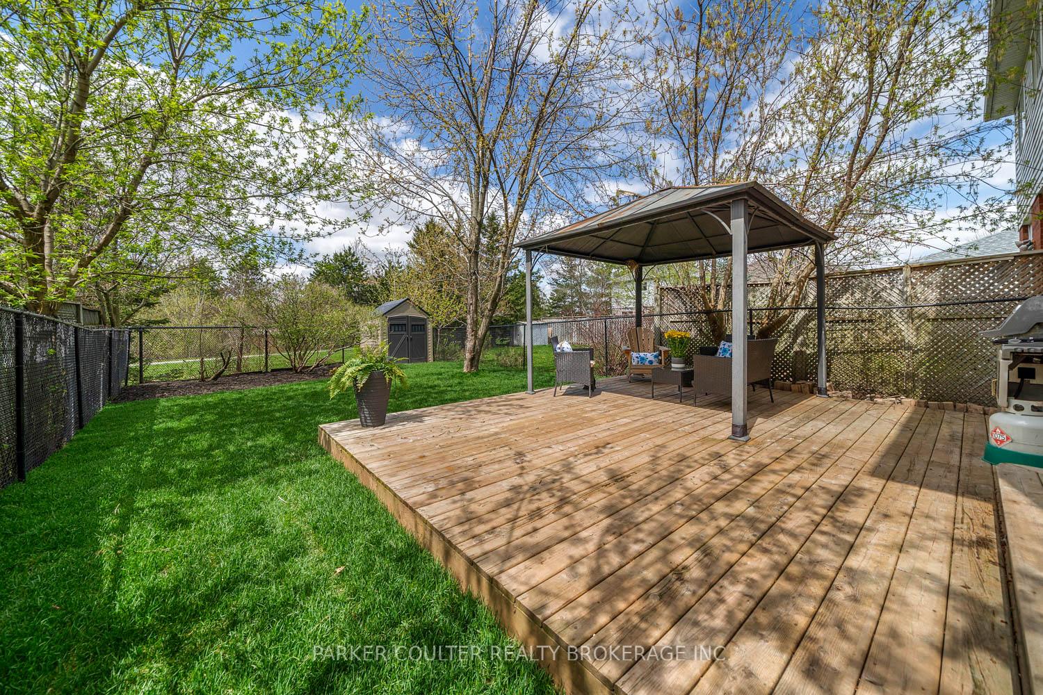Photo 16 of 8 Pickett Crescent, Barrie, Painswick North — HOMEH