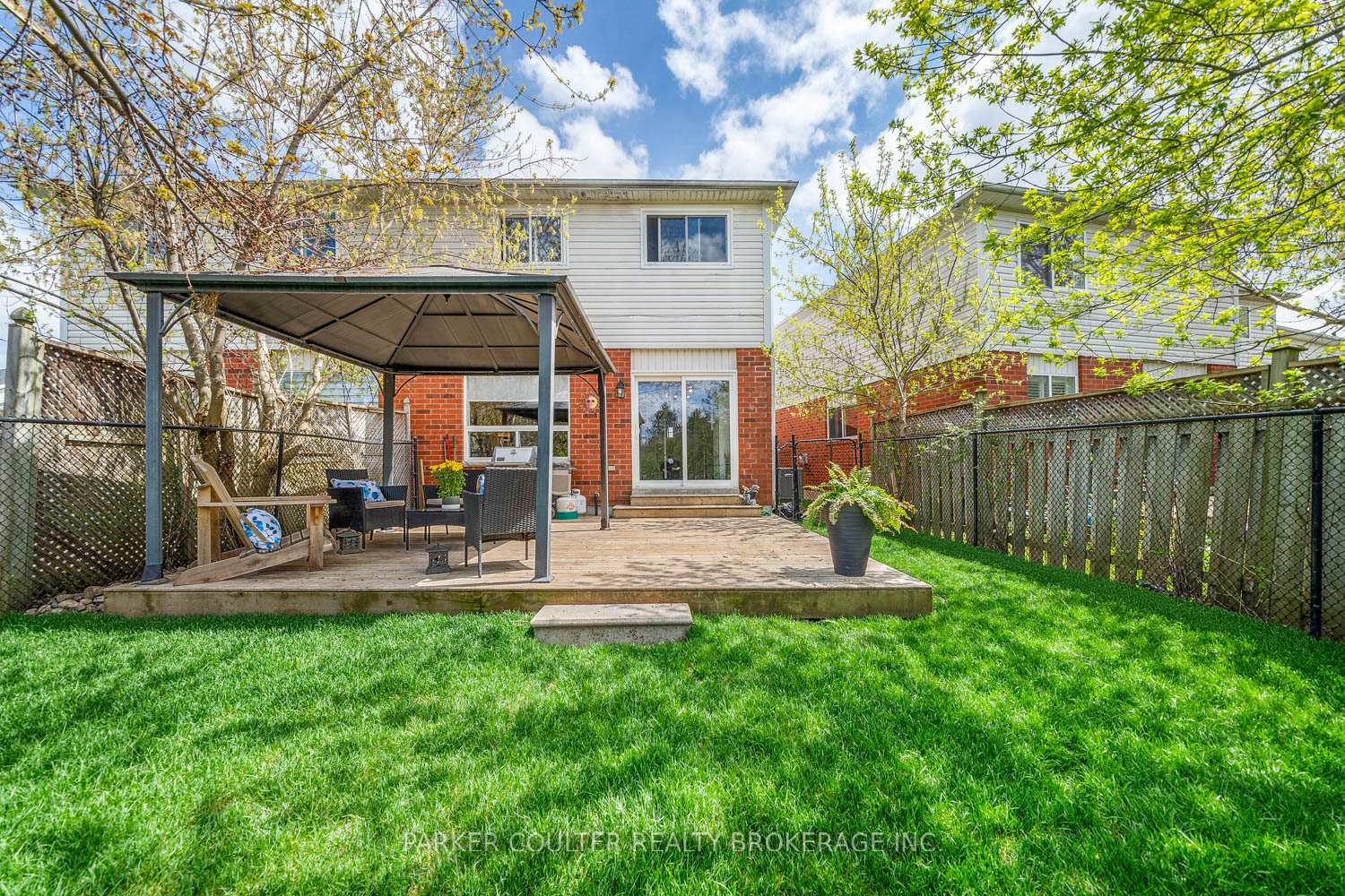 Photo 17 of 8 Pickett Crescent, Barrie, Painswick North — HOMEH