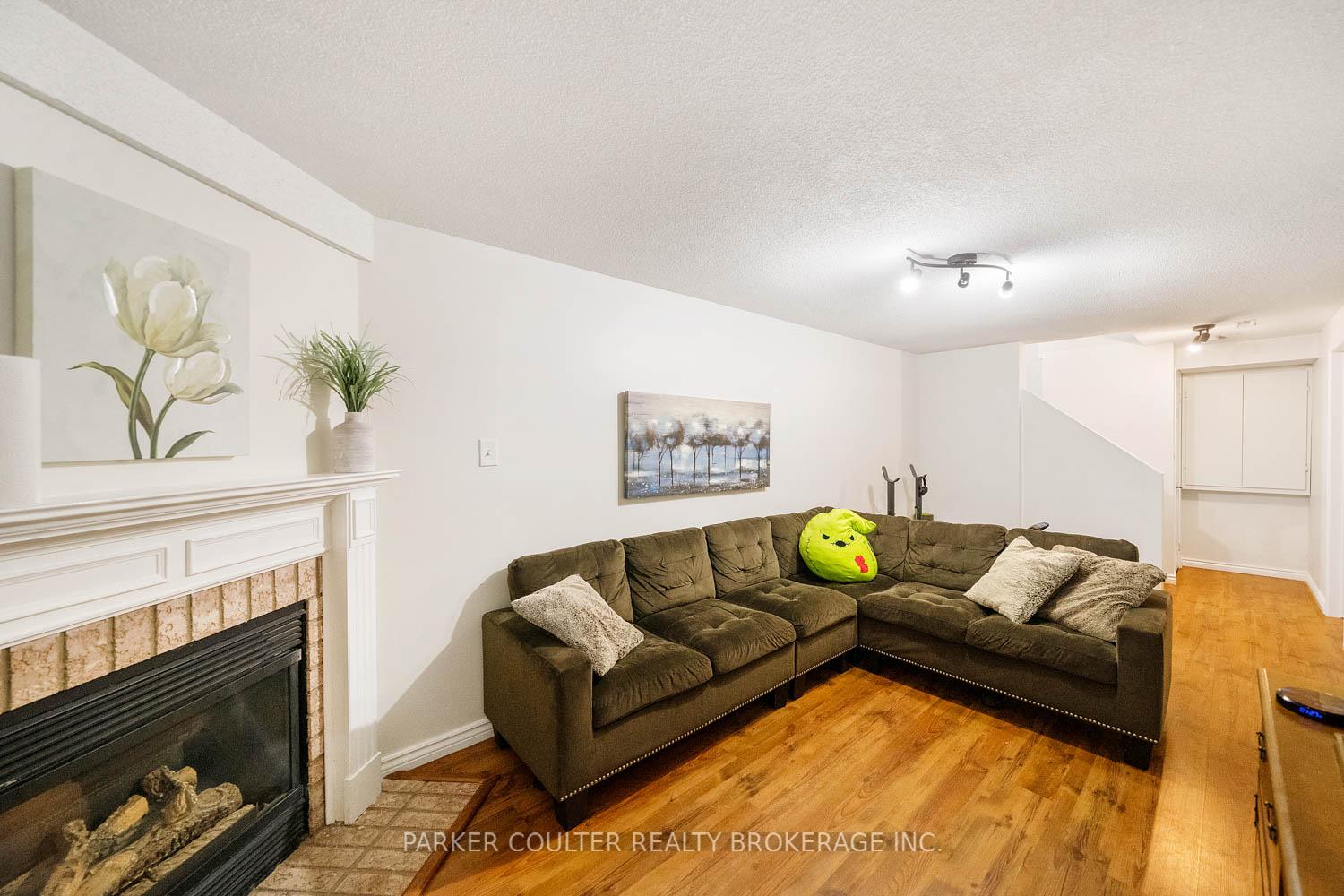 Photo 30 of 8 Pickett Crescent, Barrie, Painswick North — HOMEH