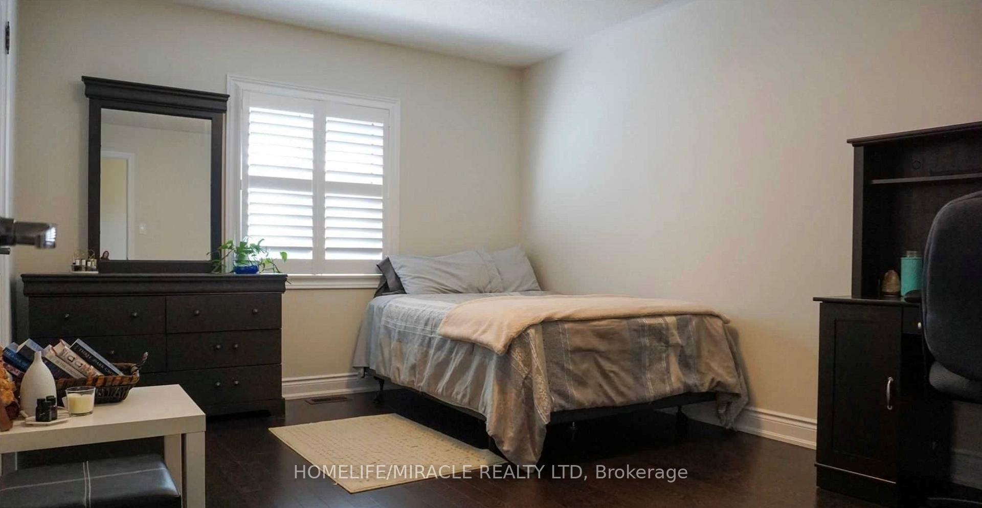 Photo 14 of 61 Kalmia Road, Brampton, Credit Valley — HOMEH