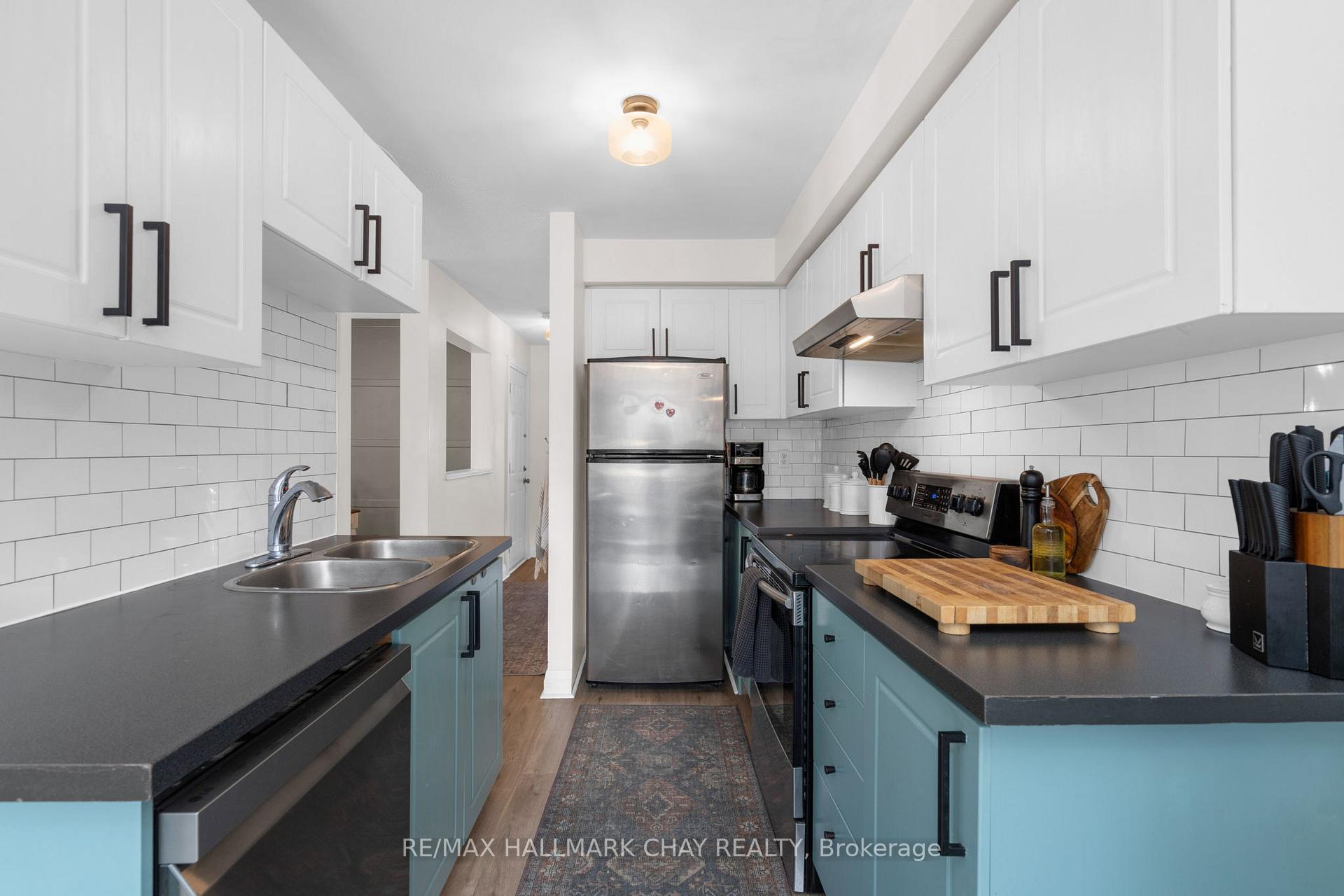 Photo 16 of 57 Cunningham Drive, Barrie, Ardagh — HOMEH