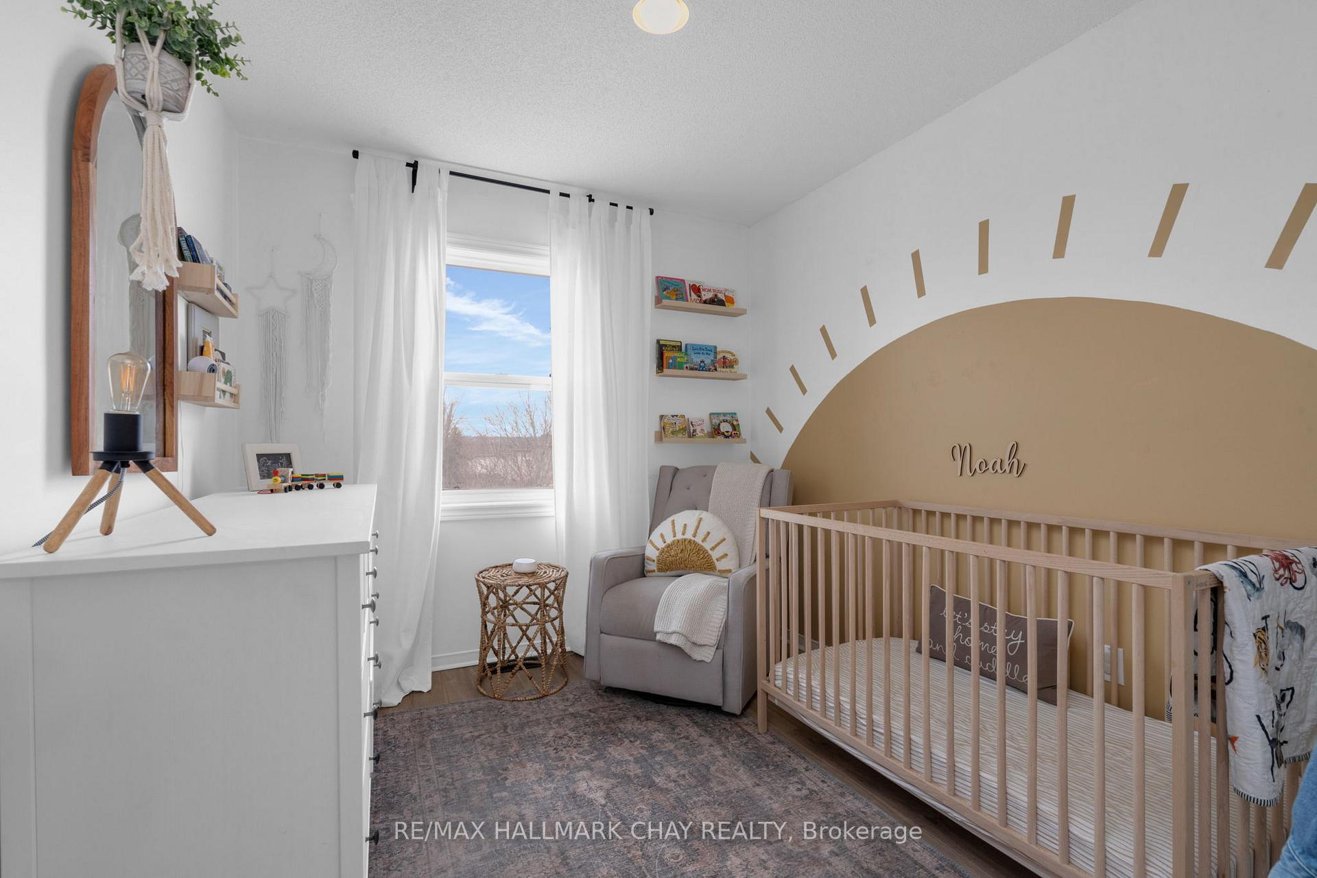 Photo 26 of 57 Cunningham Drive, Barrie, Ardagh — HOMEH