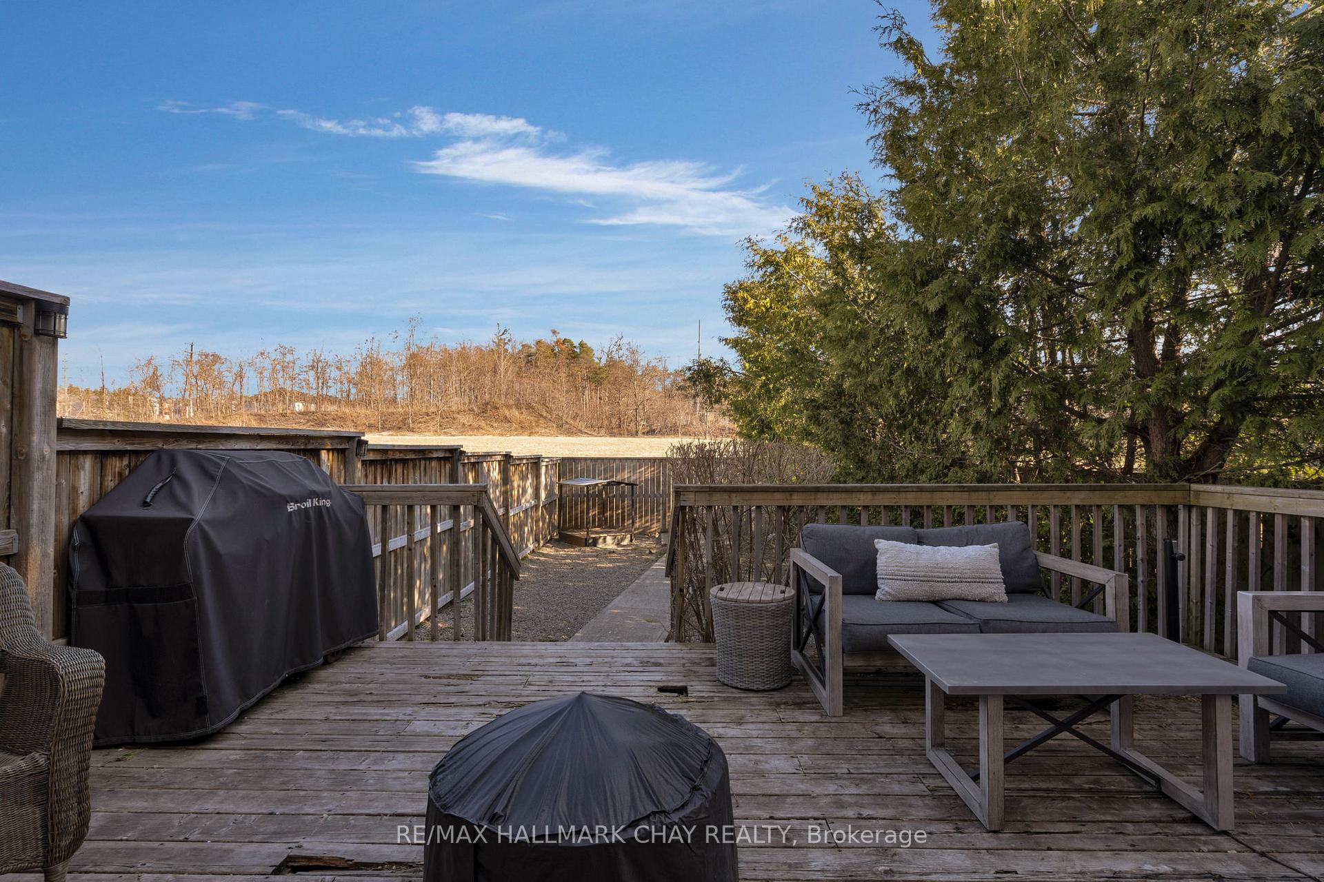 Photo 36 of 57 Cunningham Drive, Barrie, Ardagh — HOMEH