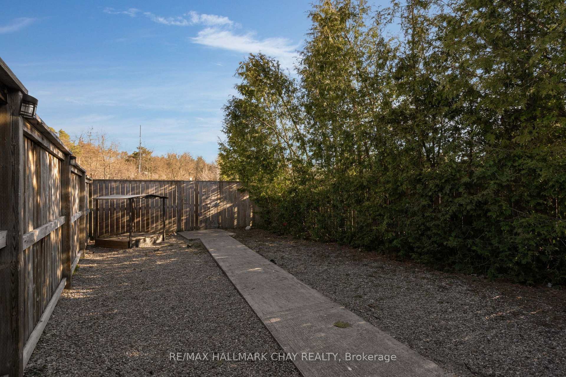 Photo 38 of 57 Cunningham Drive, Barrie, Ardagh — HOMEH
