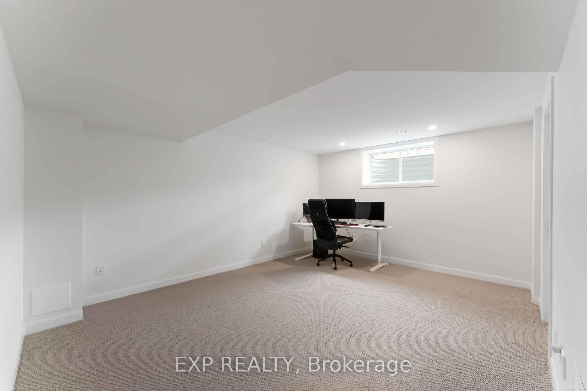 Photo 17 of 559 Aglish Mews, Ottawa, Barrhaven - Half Moon Bay — HOMEH