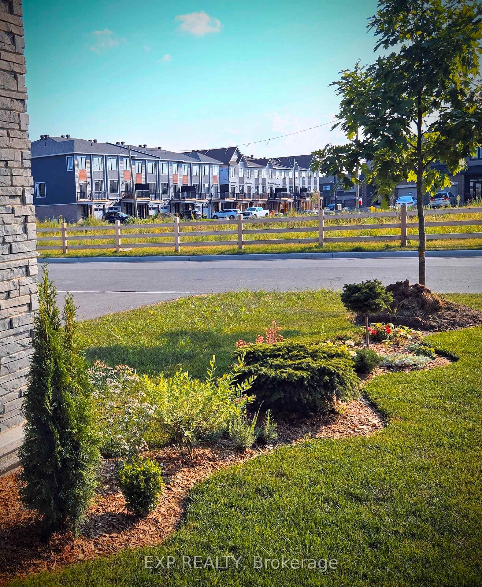 Photo 18 of 559 Aglish Mews, Ottawa, Barrhaven - Half Moon Bay — HOMEH