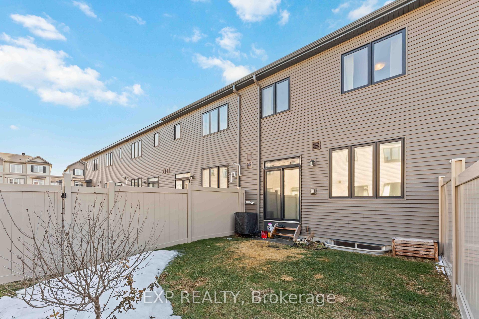 Photo 19 of 559 Aglish Mews, Ottawa, Barrhaven - Half Moon Bay — HOMEH