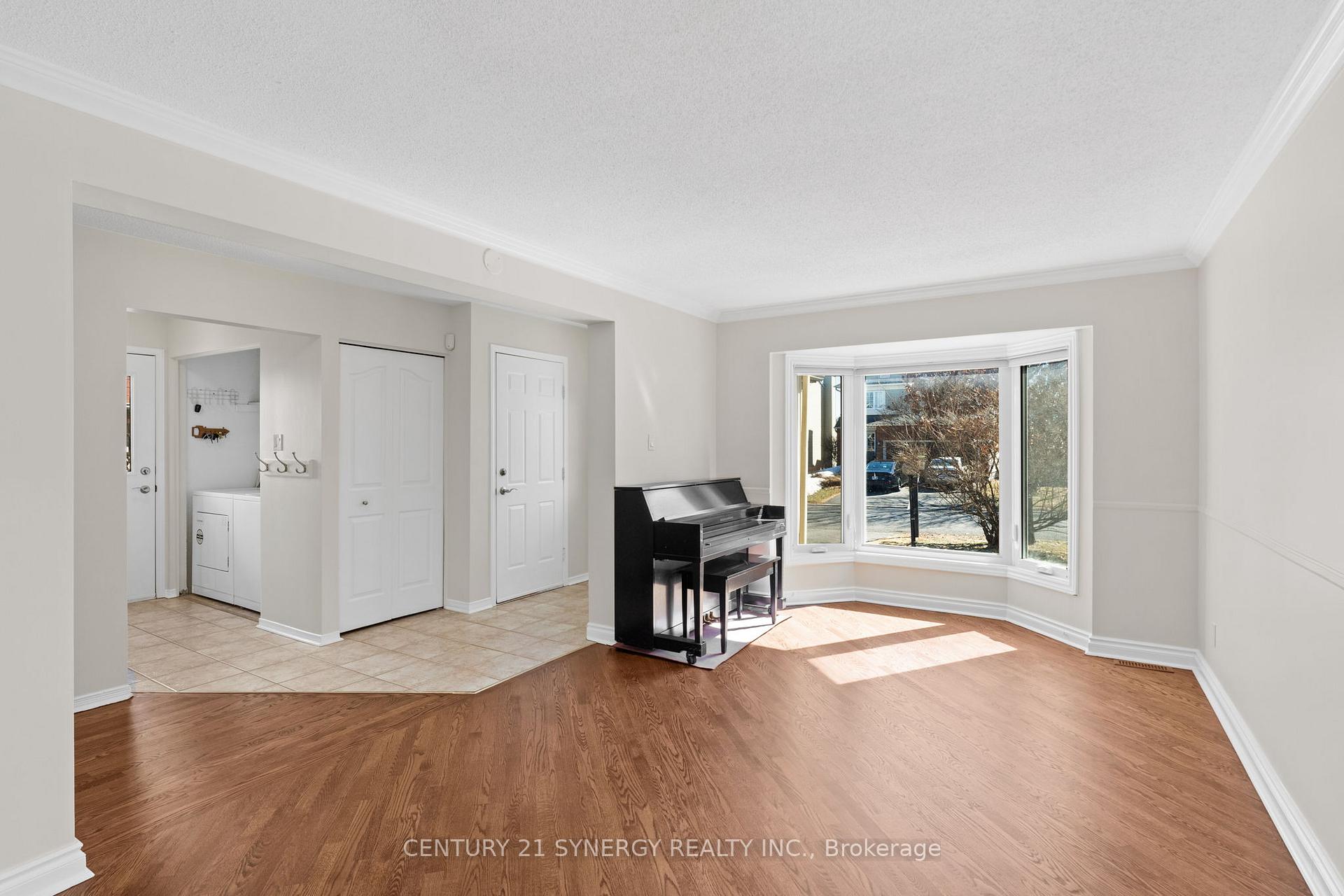 Photo 4 of 95 Pickwick Drive, Ottawa, Barrhaven - Cedargrove/Fraserdale — HOMEH