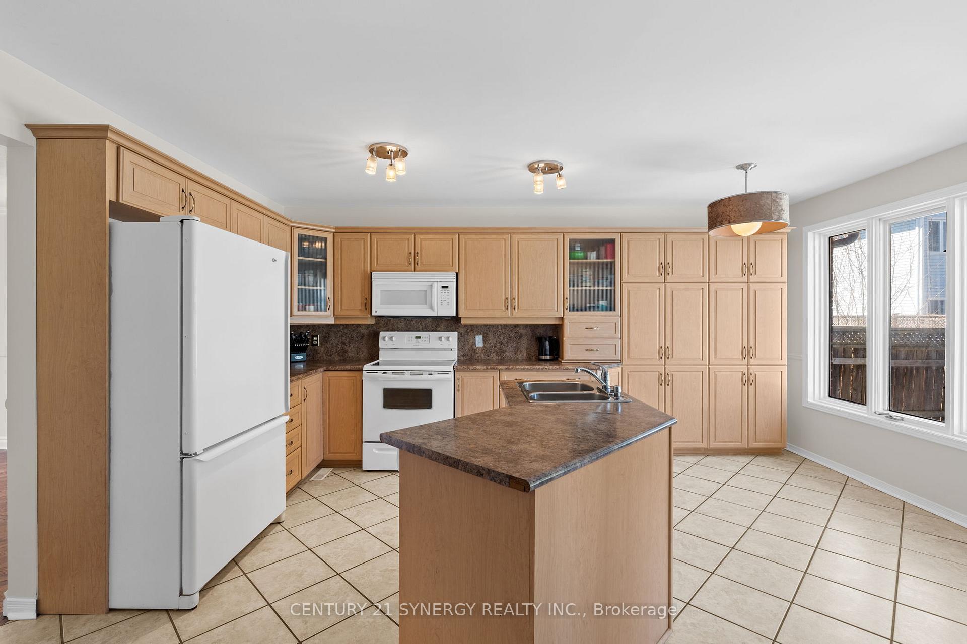 Photo 9 of 95 Pickwick Drive, Ottawa, Barrhaven - Cedargrove/Fraserdale — HOMEH