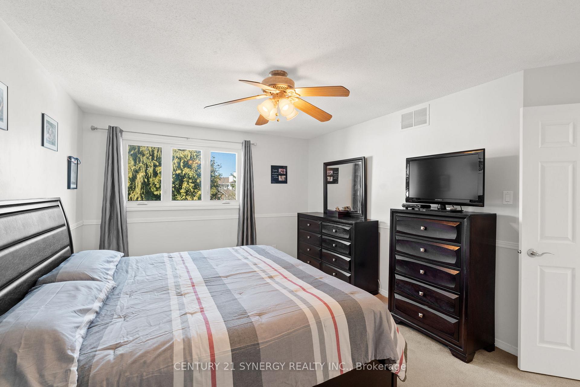 Photo 15 of 95 Pickwick Drive, Ottawa, Barrhaven - Cedargrove/Fraserdale — HOMEH