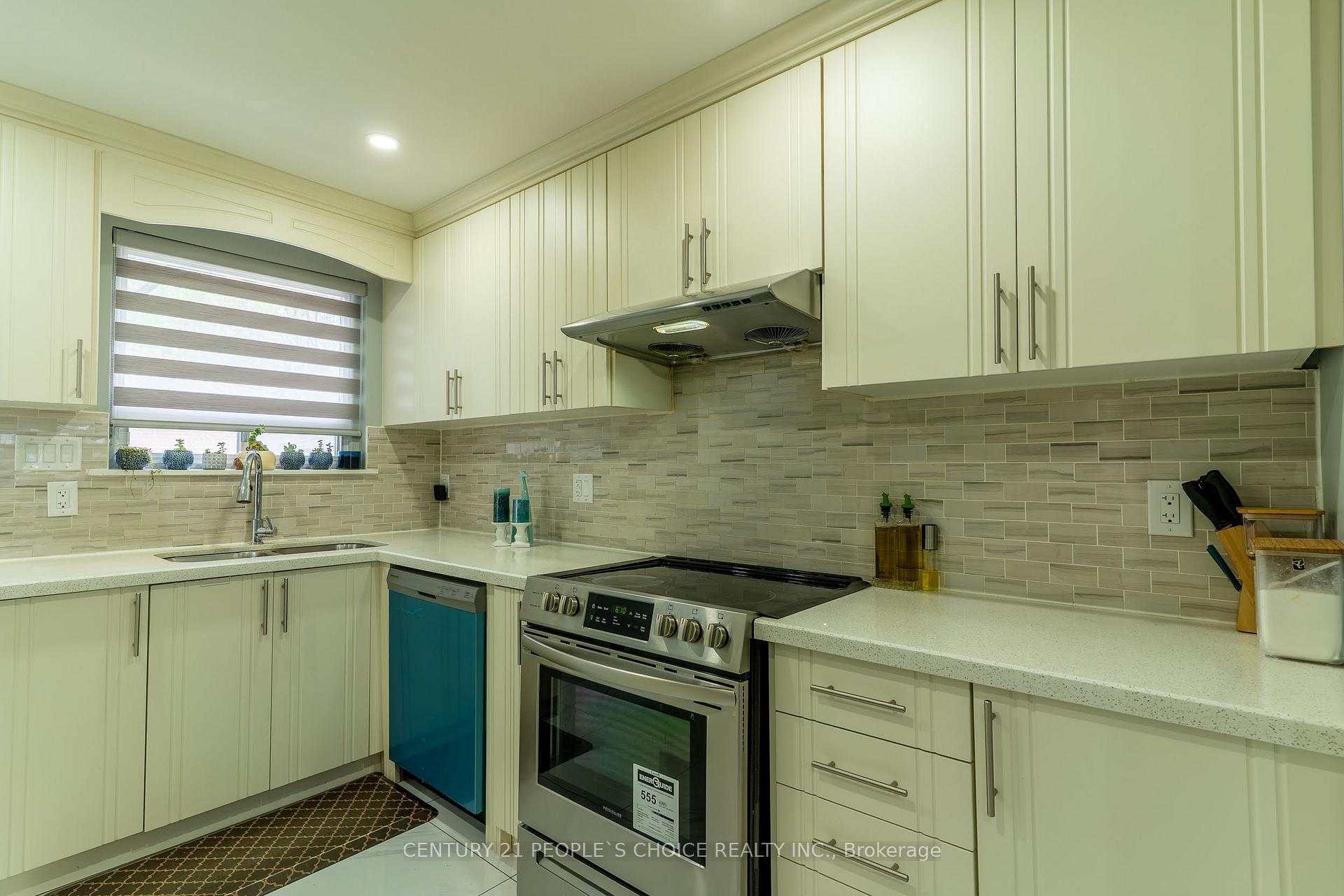 Photo 33 of 70 Glebe Crescent, Brampton, Northgate — HOMEH