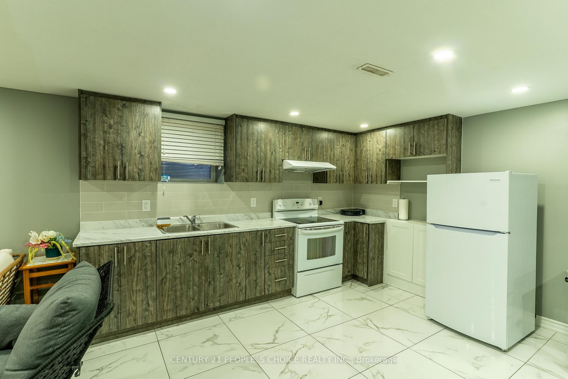 Photo 37 of 70 Glebe Crescent, Brampton, Northgate — HOMEH