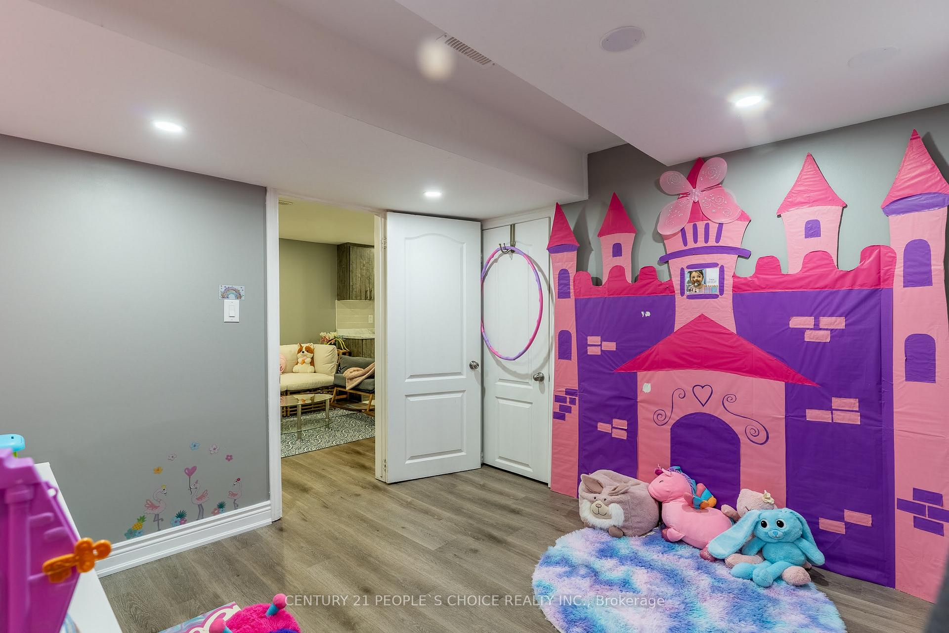 Photo 21 of 70 Glebe Crescent, Brampton, Northgate — HOMEH