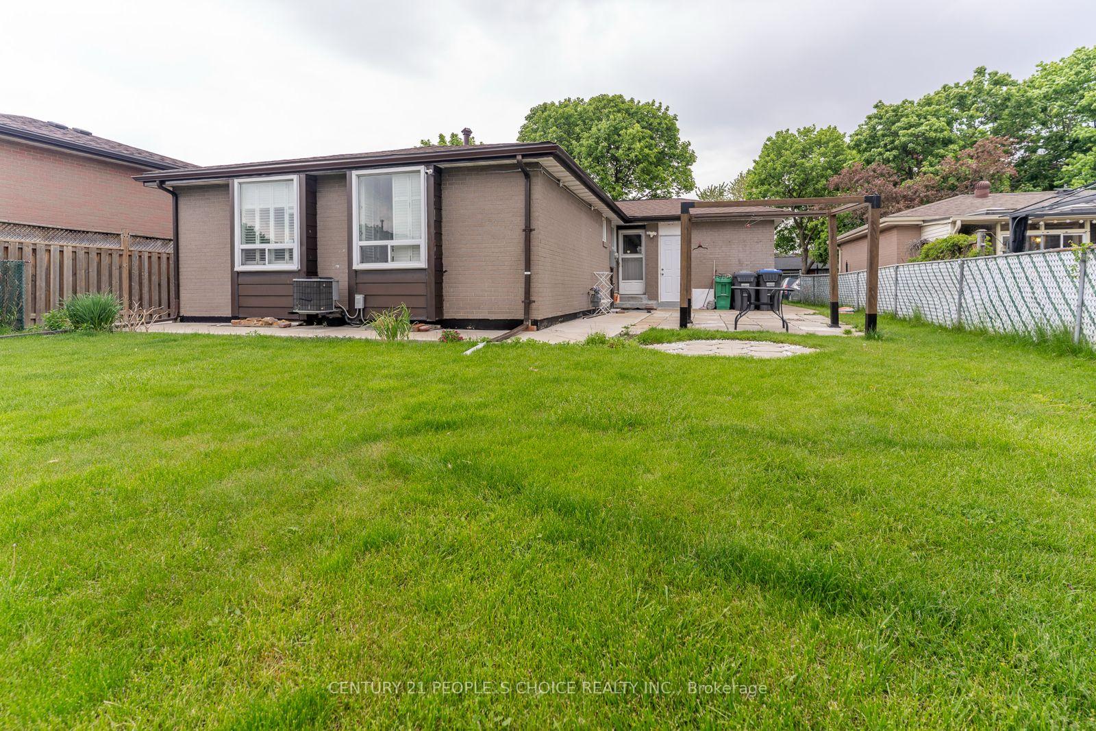 Photo 26 of 70 Glebe Crescent, Brampton, Northgate — HOMEH